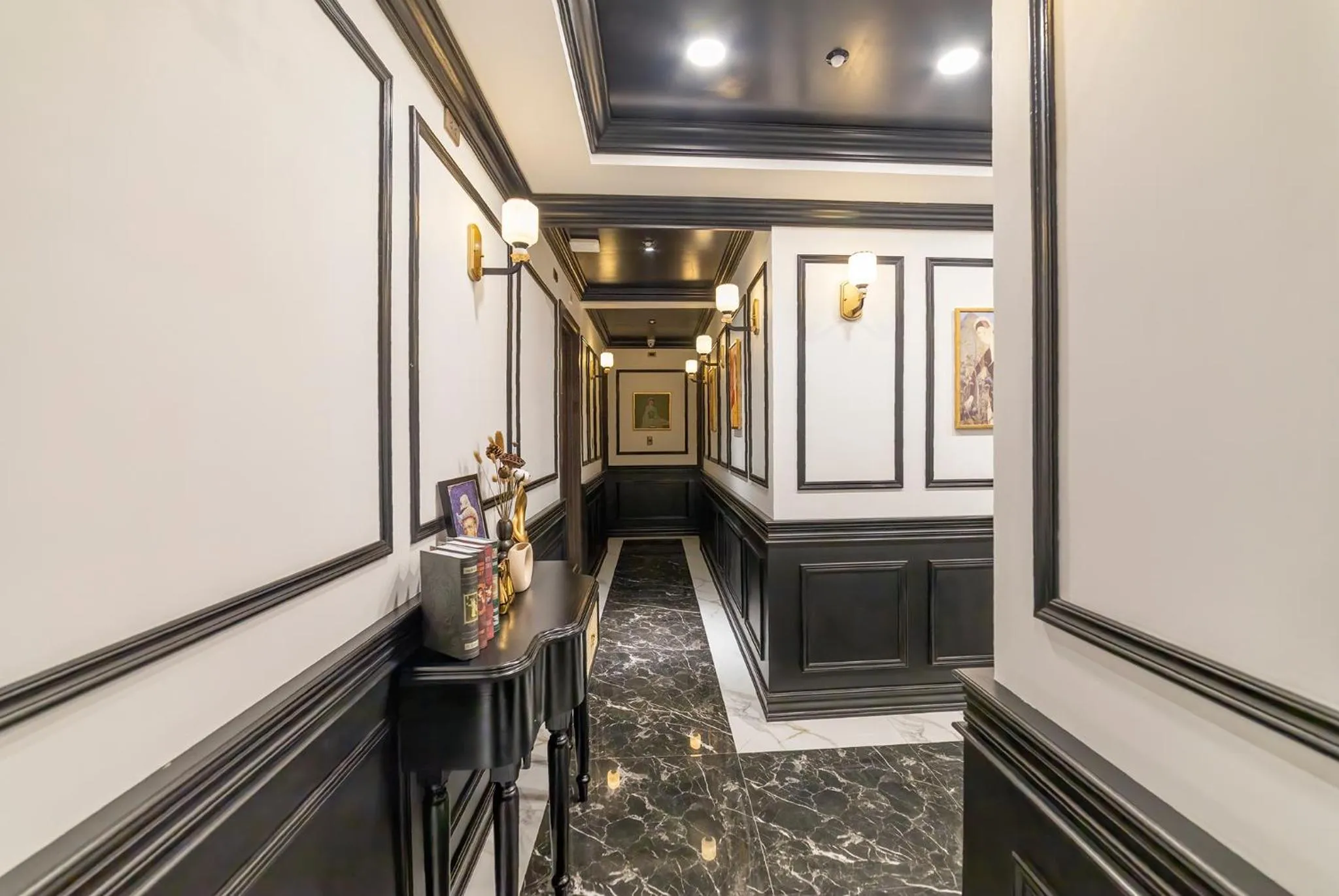 Area and facilities in Le House DaLat