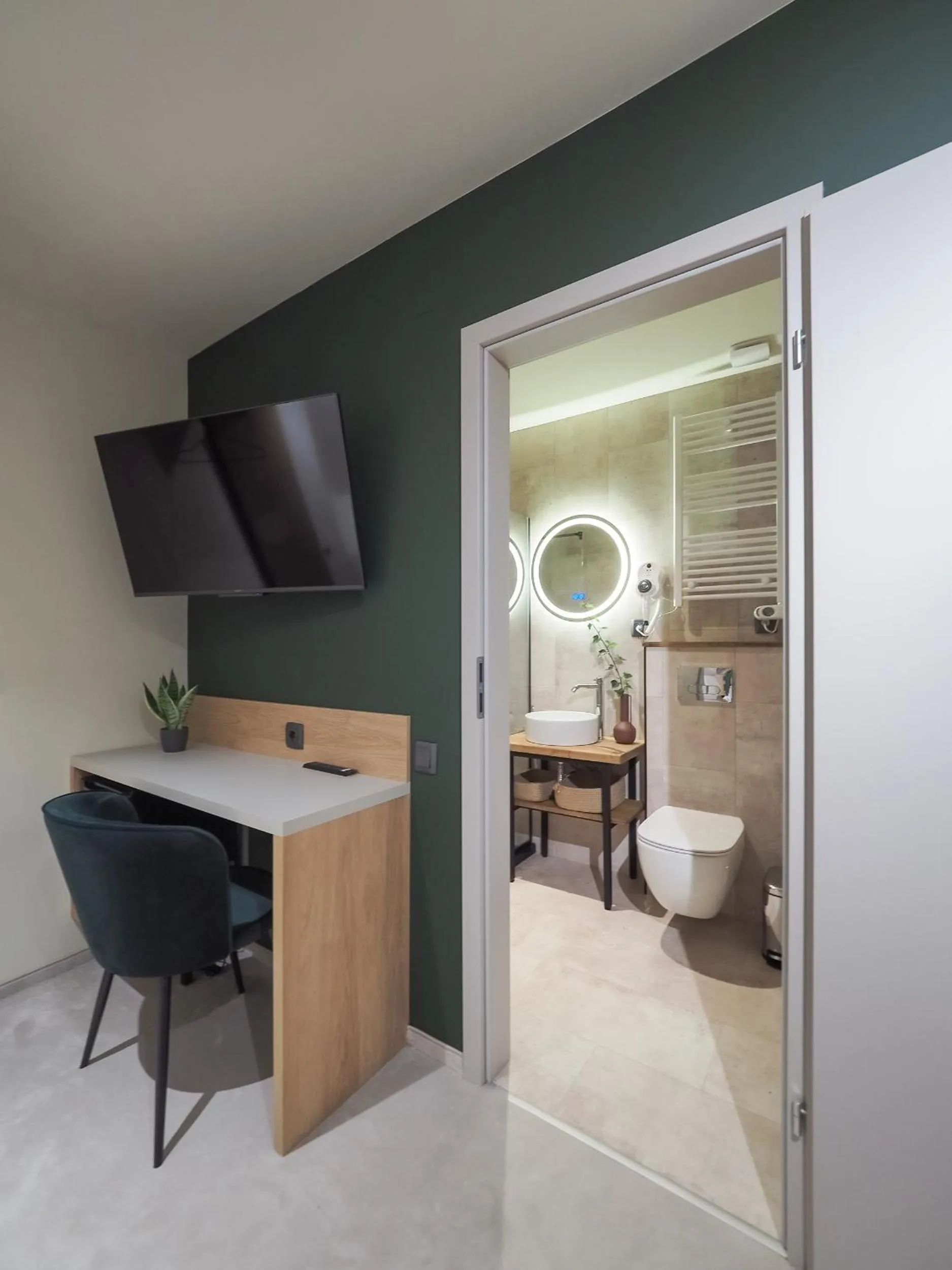 Toilet in Craft Inn - Boutique Hotel