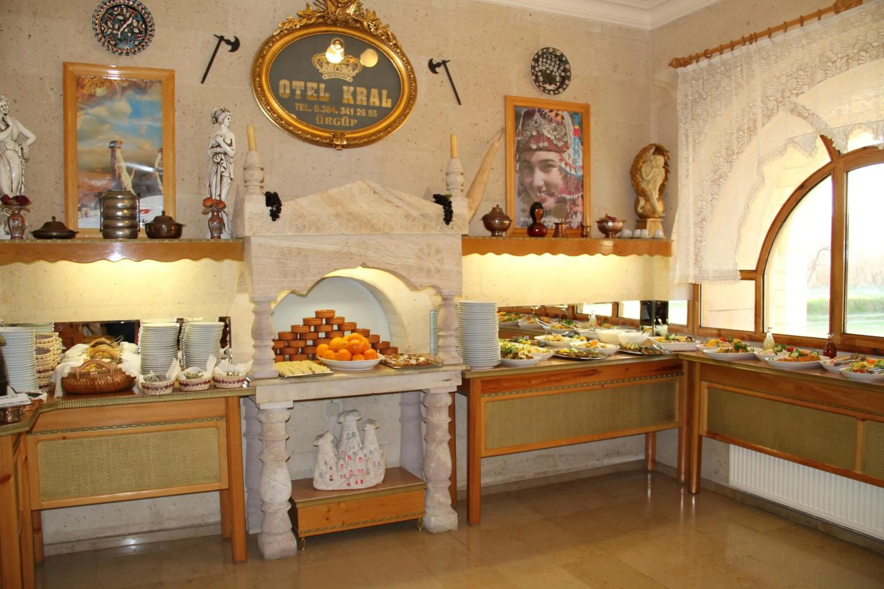 Restaurant/places to eat in Hotel Kral Boutique