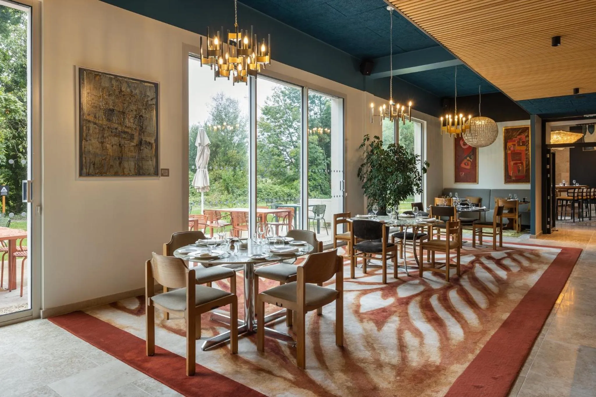 Restaurant/places to eat in voco Beaune , Cité des Vins by IHG