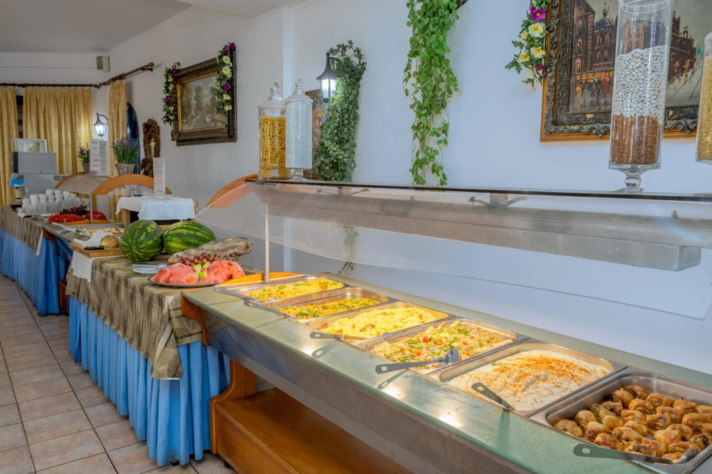 Buffet breakfast in Palm Bay by Estia