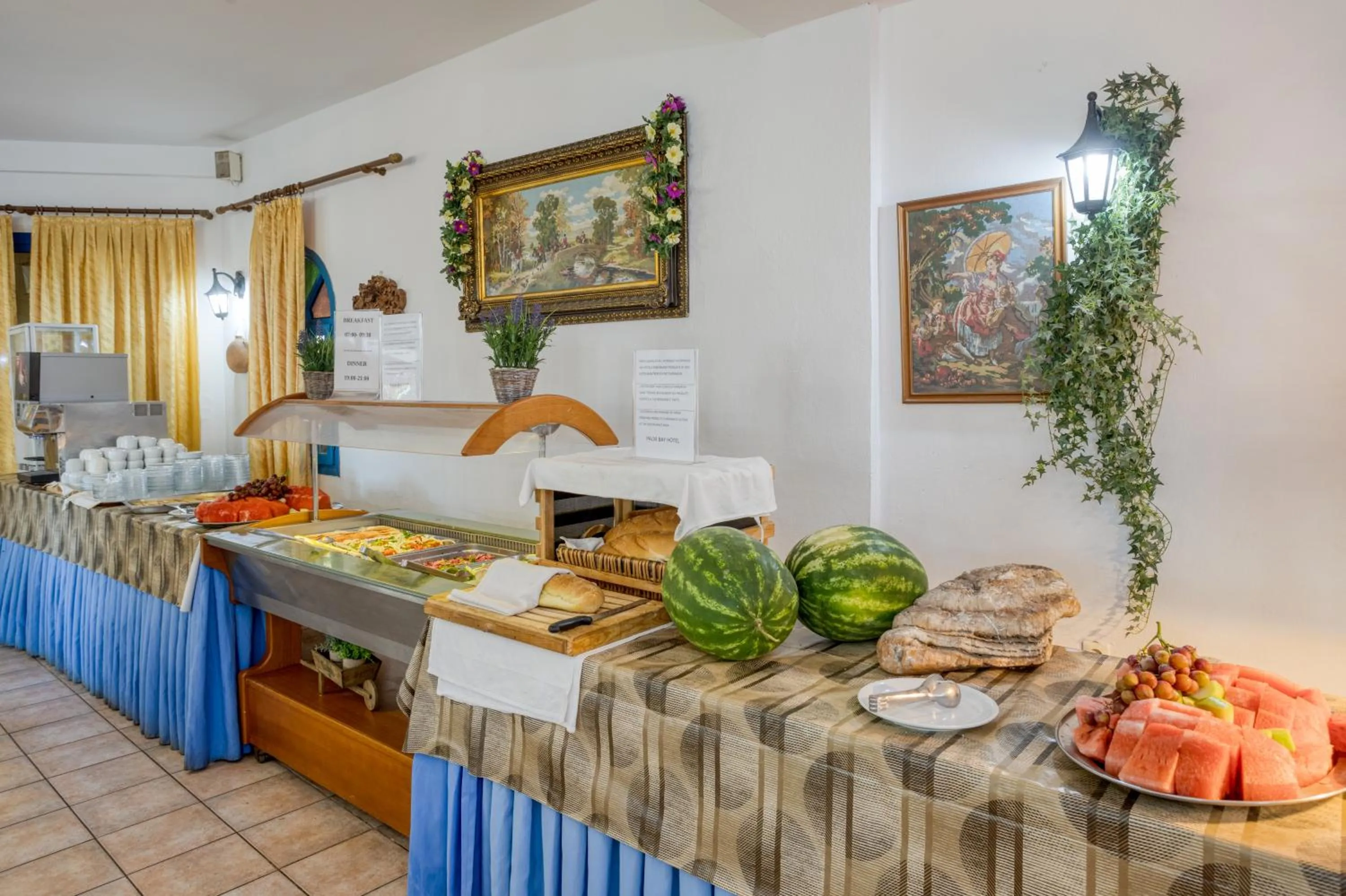 Buffet breakfast in Palm Bay by Estia