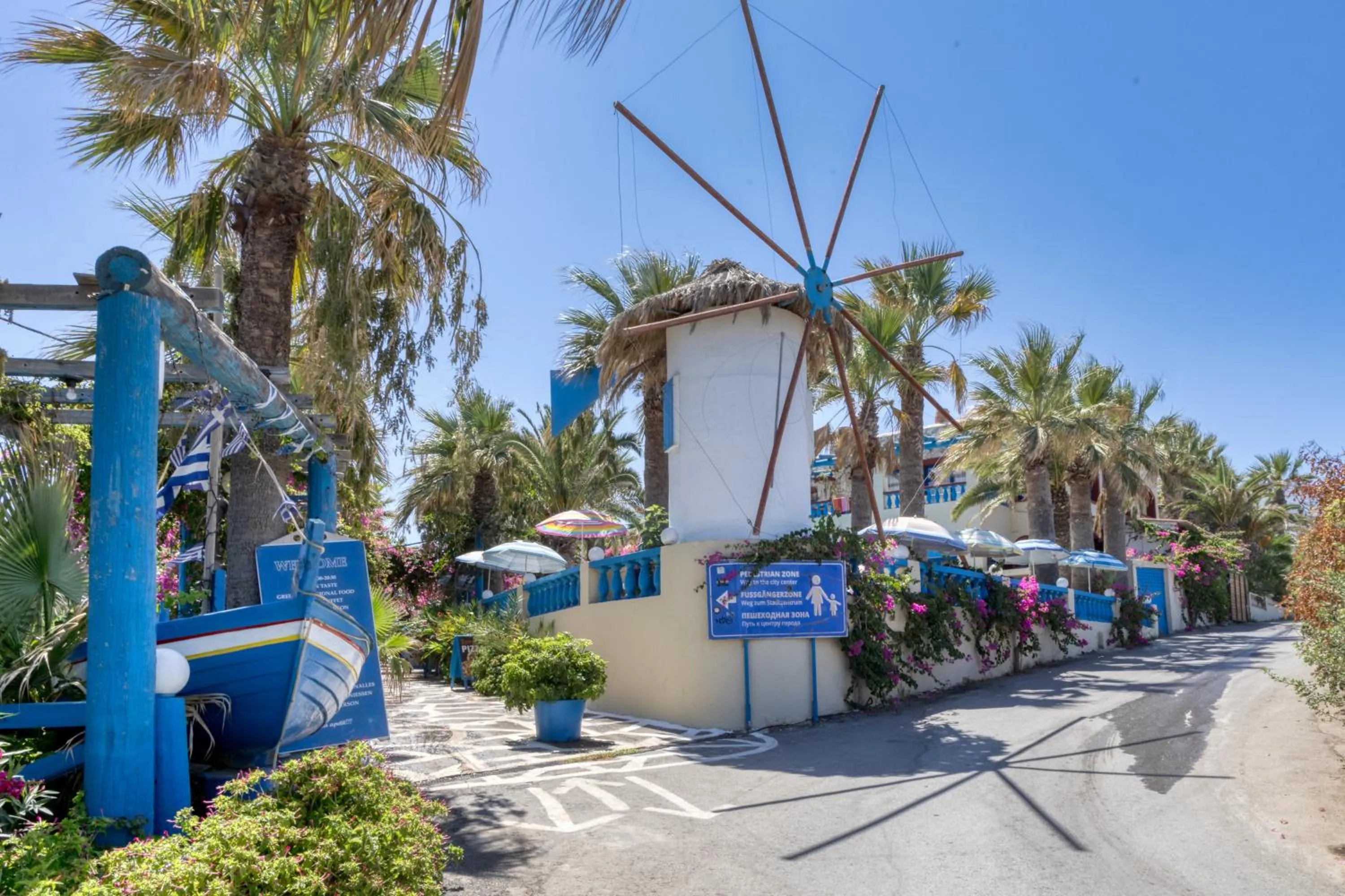 Property building in Palm Bay by Estia