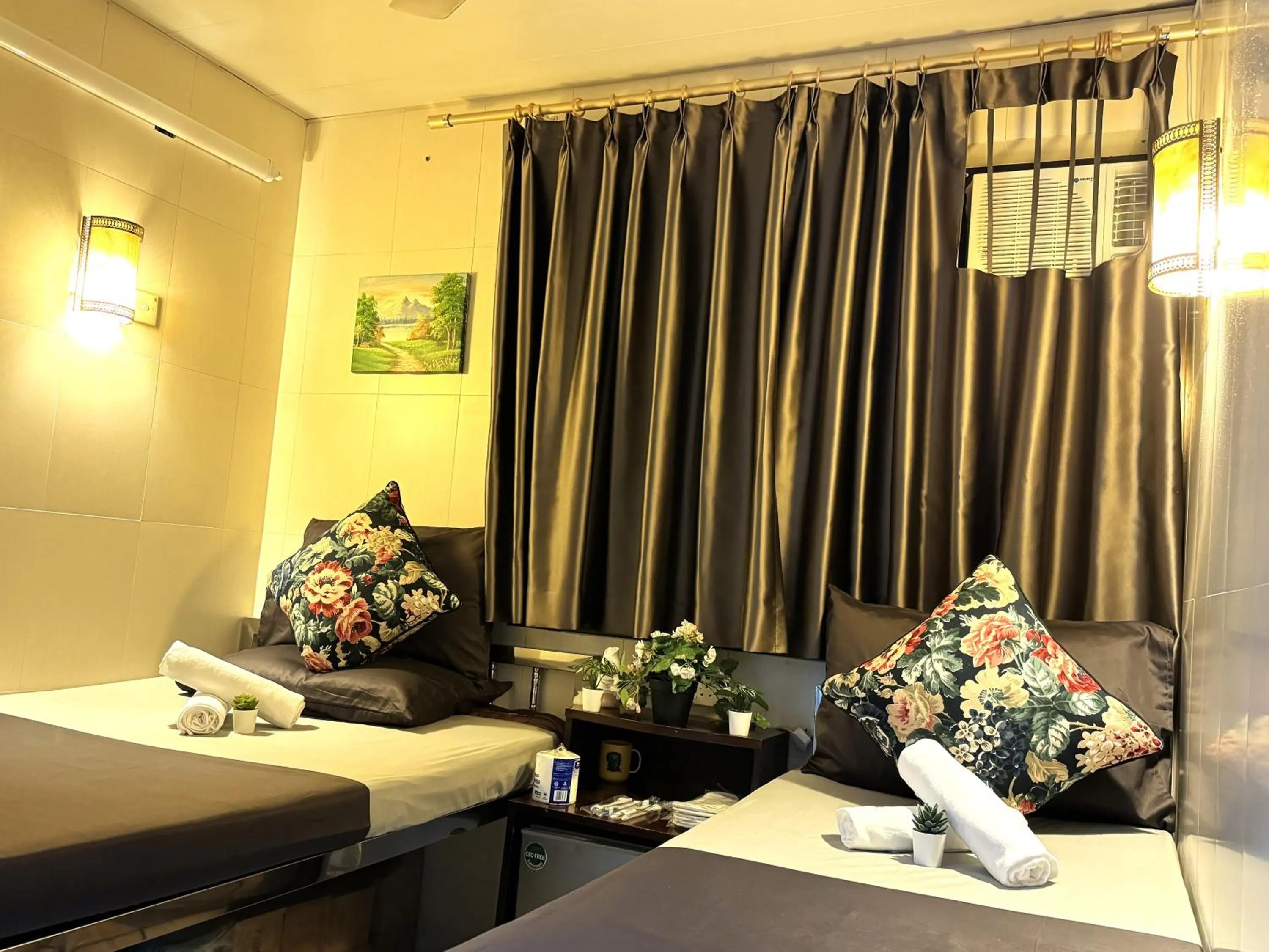 Bed in International Inn