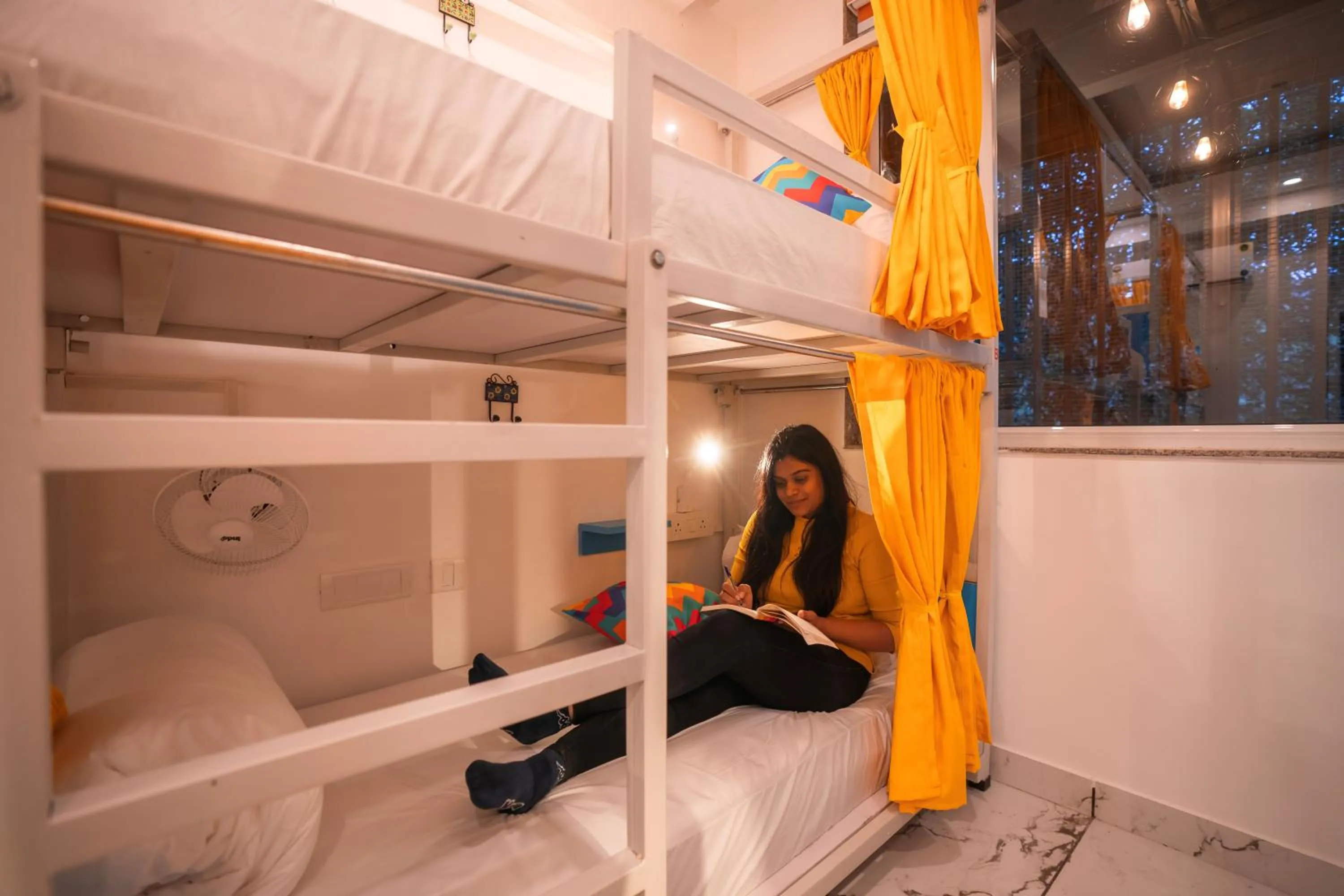 goSTOPS PLUS Gurugram, Baani Square