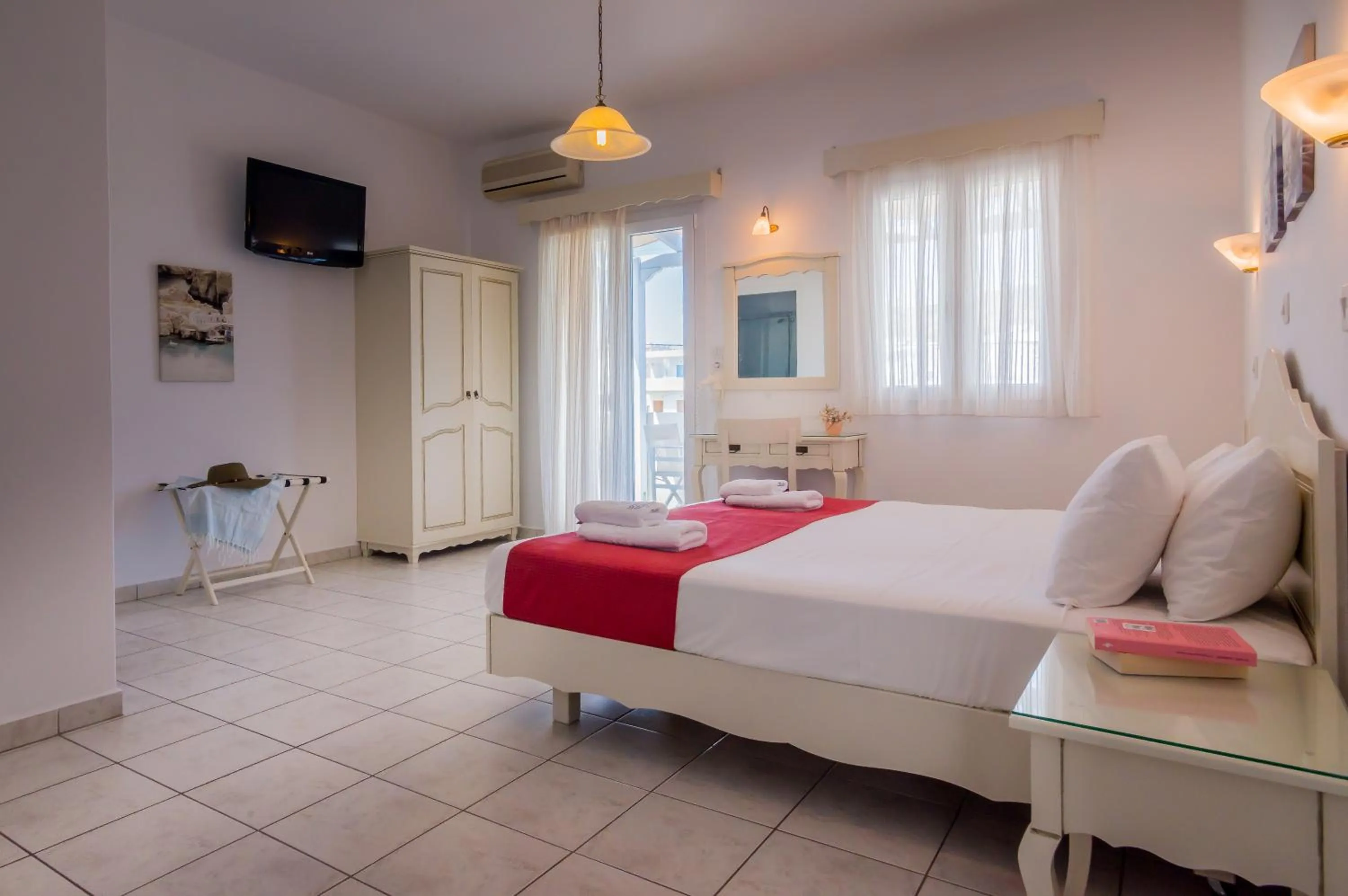 Bedroom, Bed in Aeolis Hotel