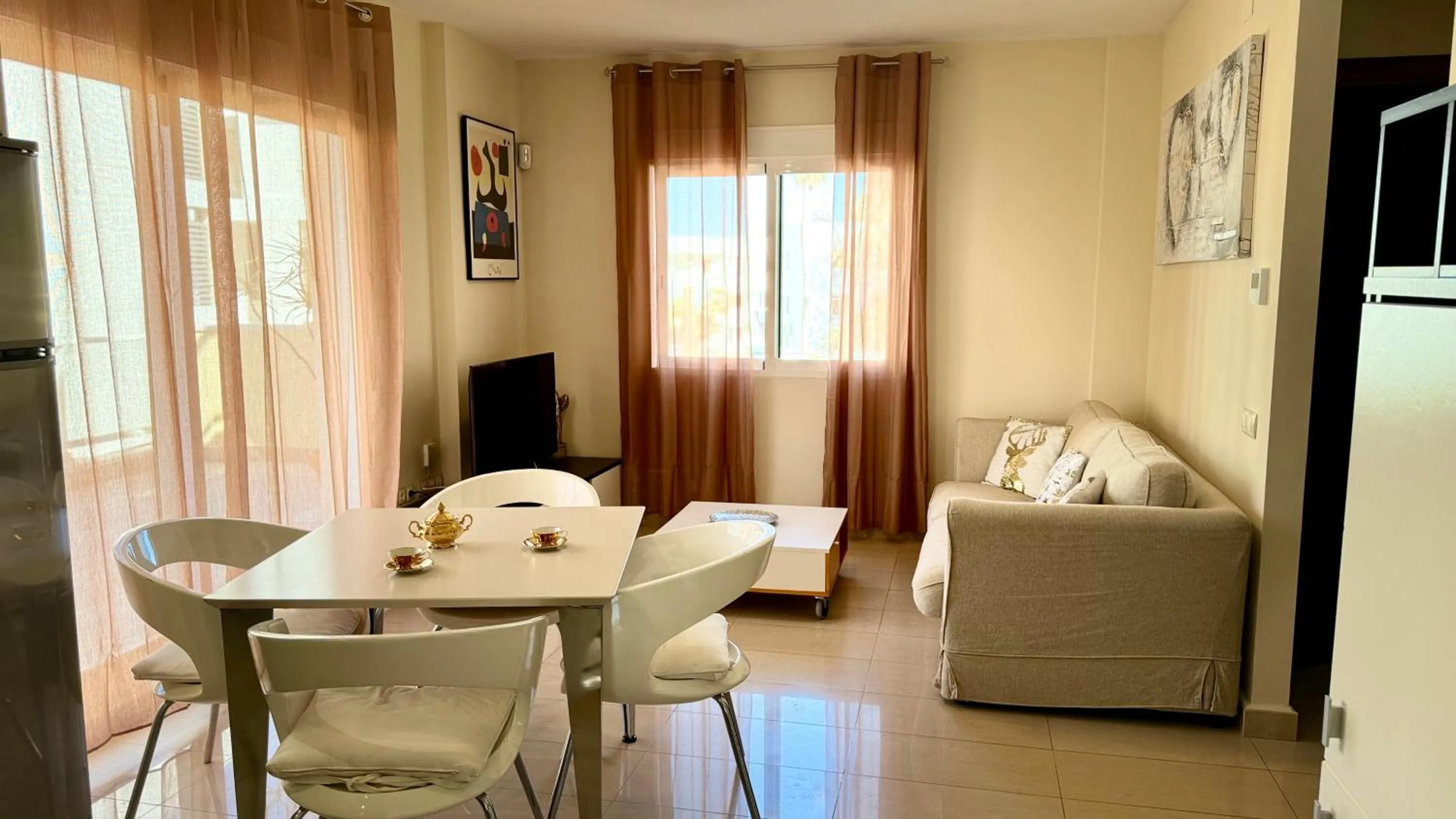 TV and multimedia in Apartamentos Carlton VyB