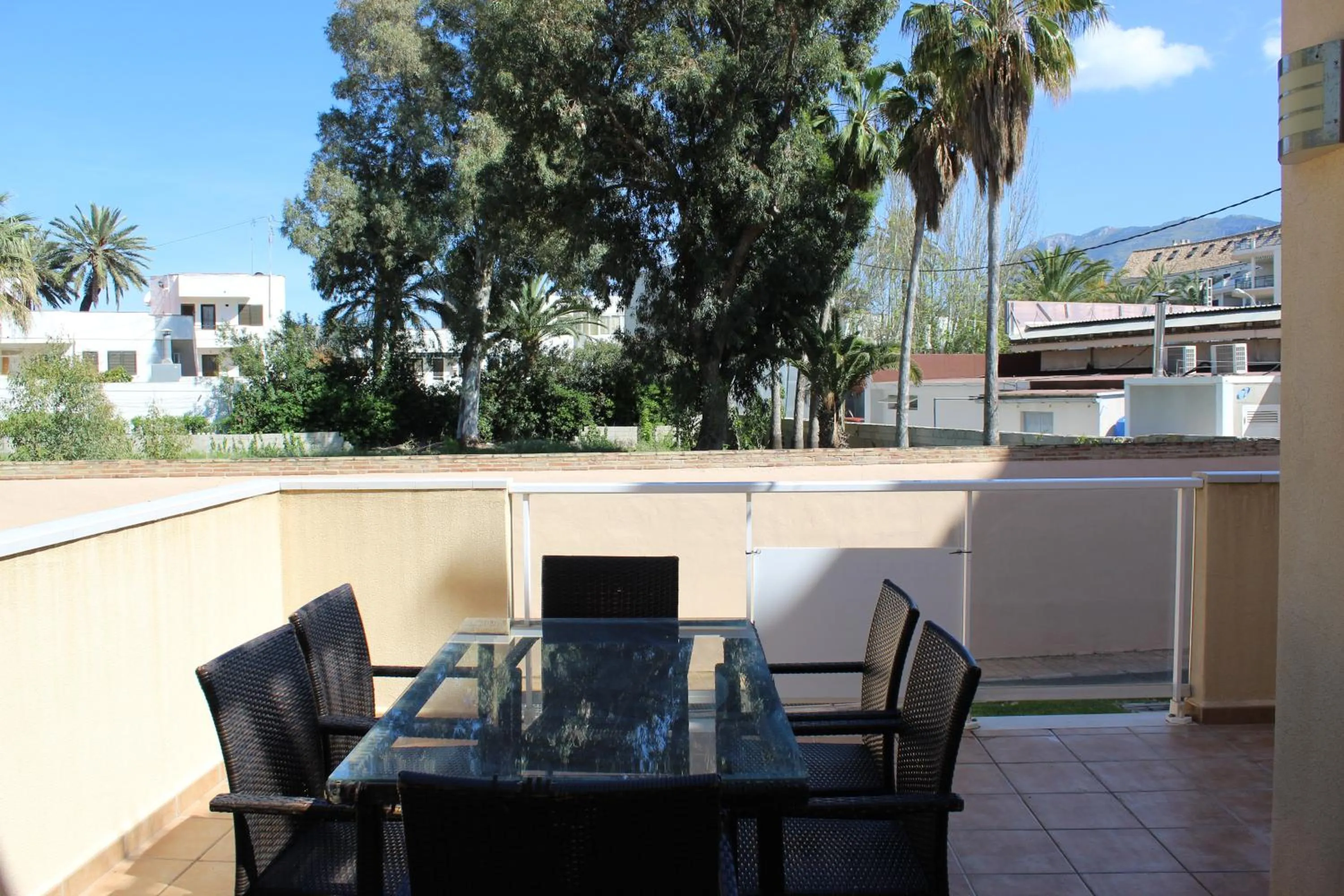 Day in Apartamentos Carlton VyB