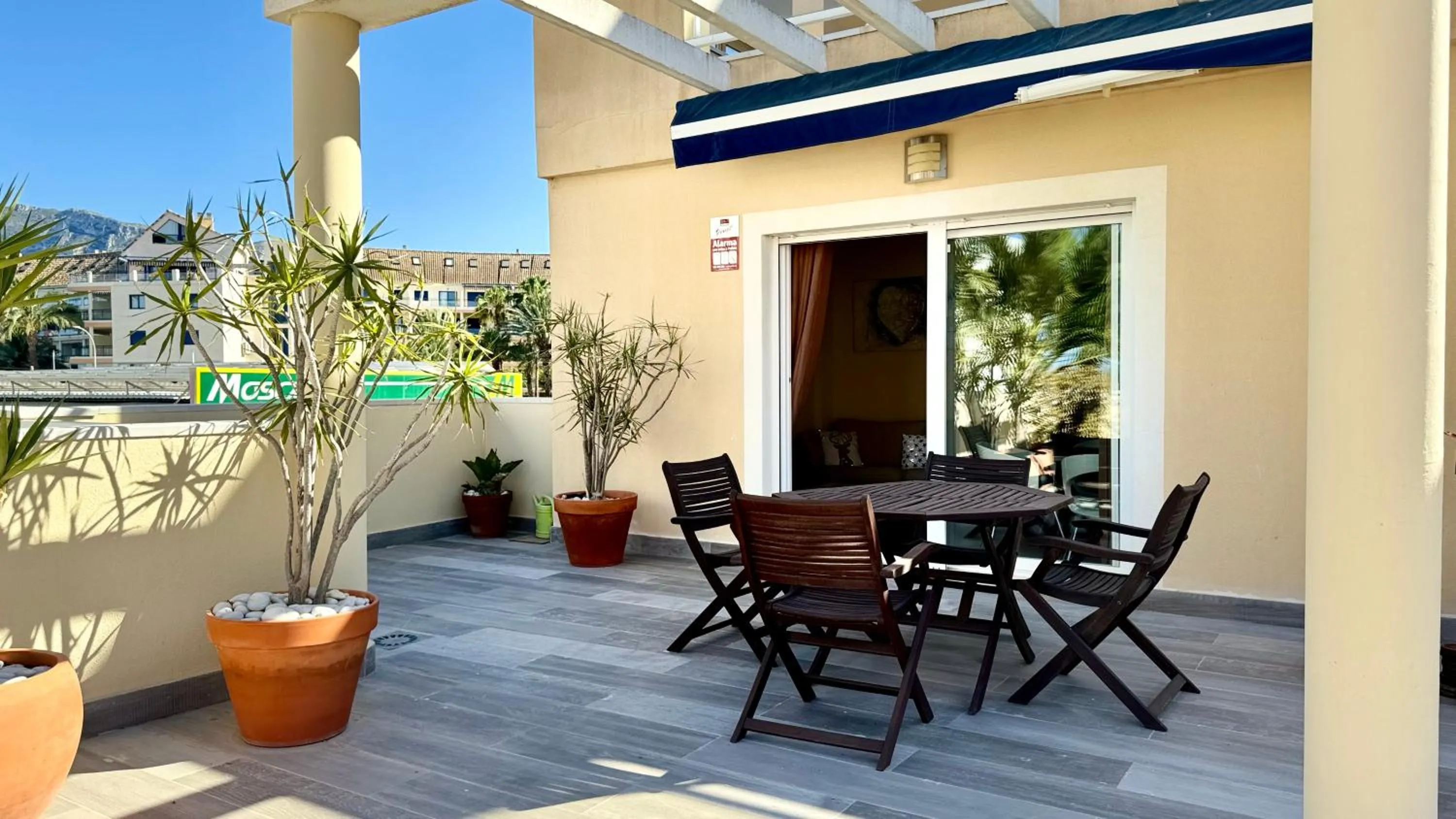 Balcony/Terrace in Apartamentos Carlton VyB