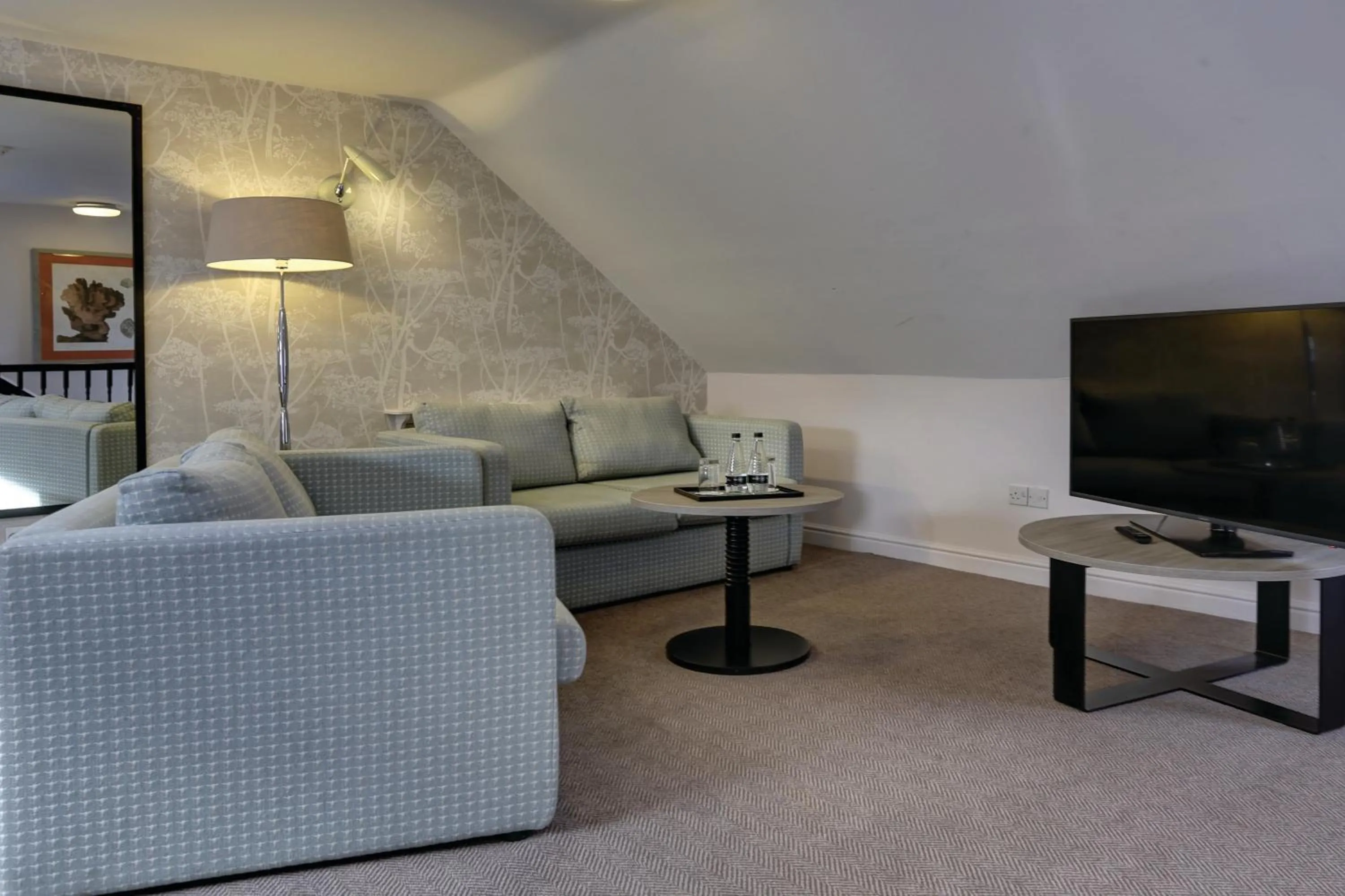 Living room in DoubleTree by Hilton York