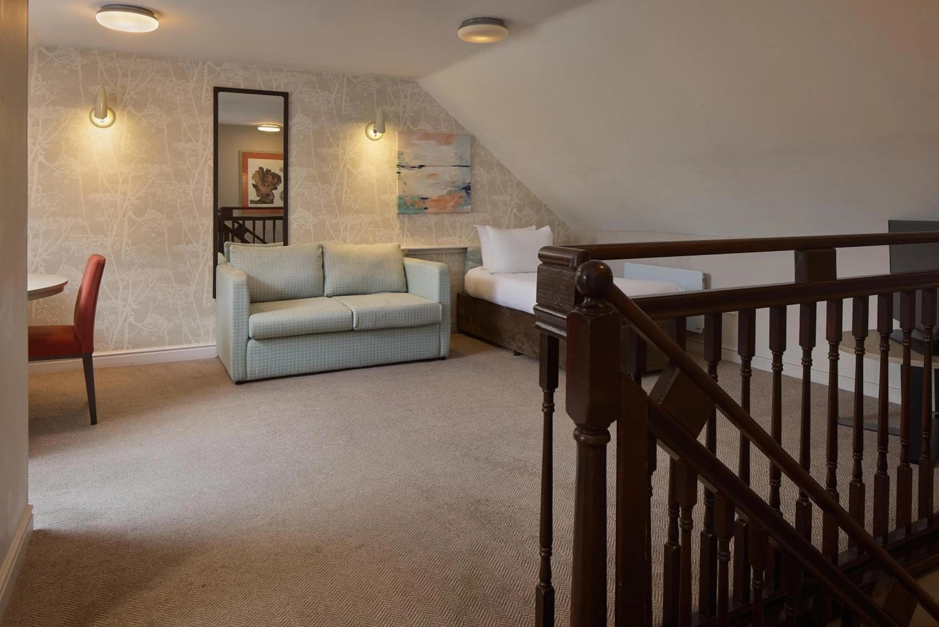 Living room, Bed in DoubleTree by Hilton York