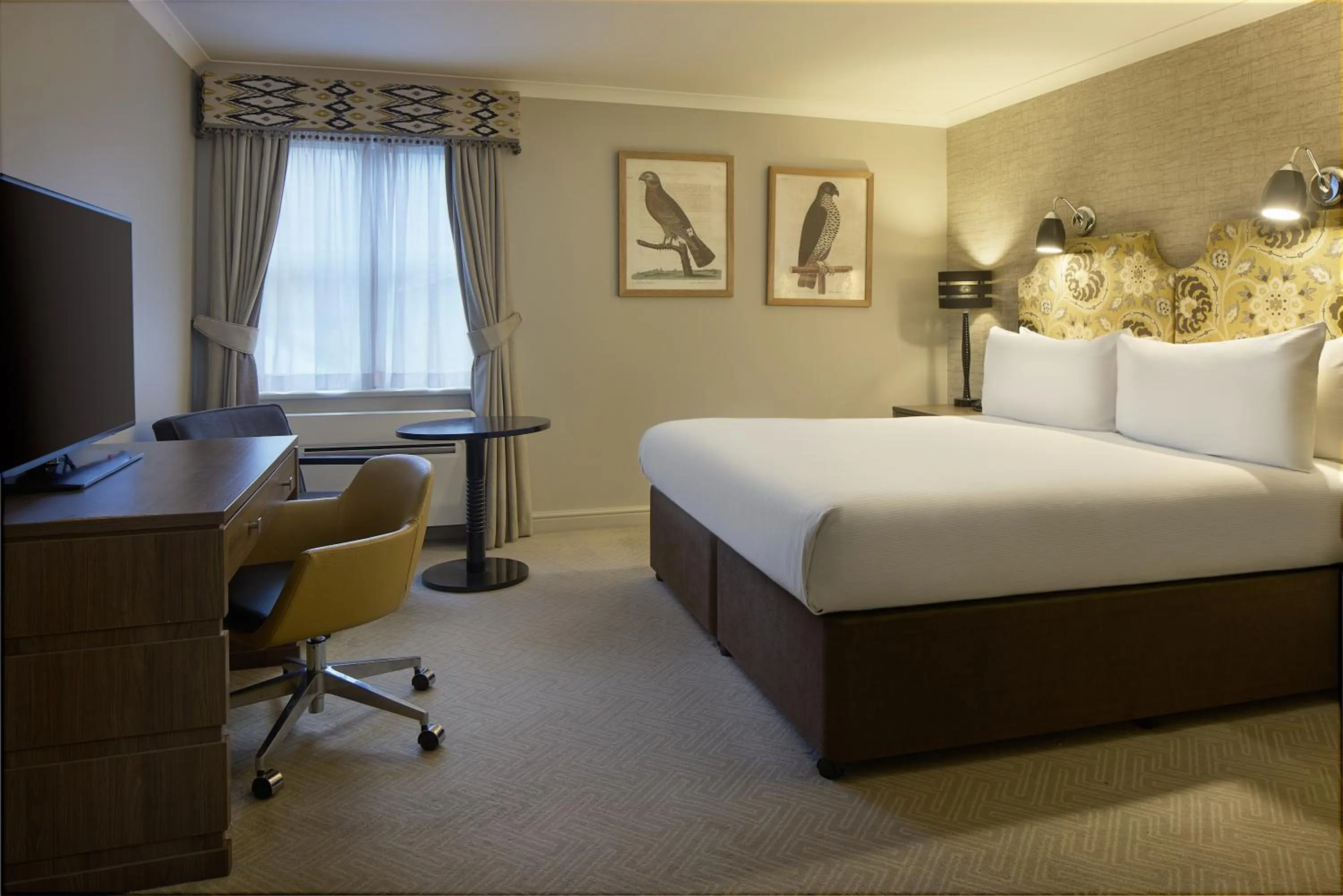 Photo of the whole room, Bed in DoubleTree by Hilton York
