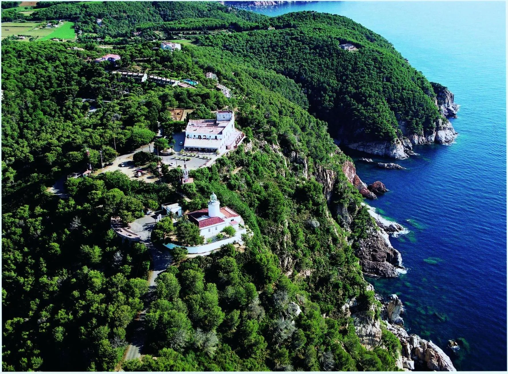 Nearby landmark in El Far Hotel Restaurant