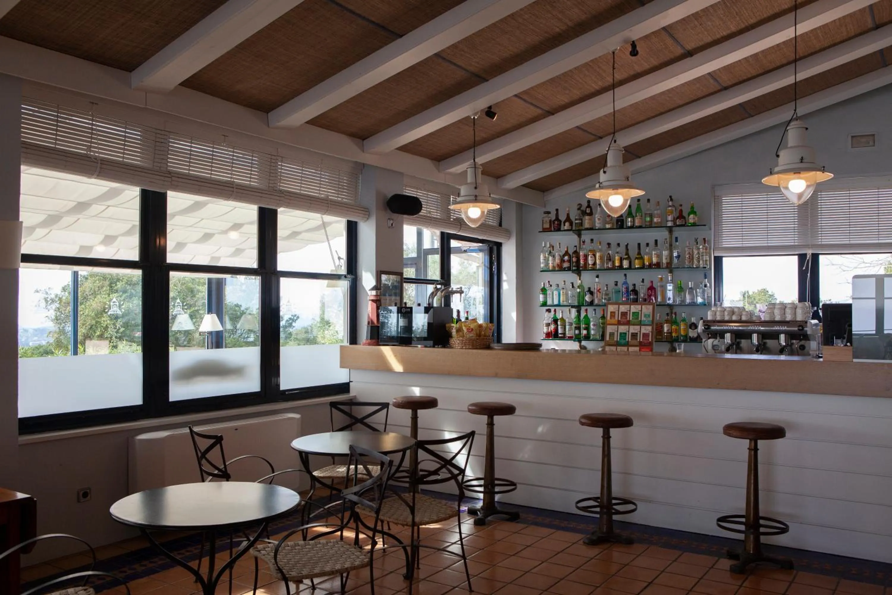 Restaurant/places to eat in El Far Hotel Restaurant