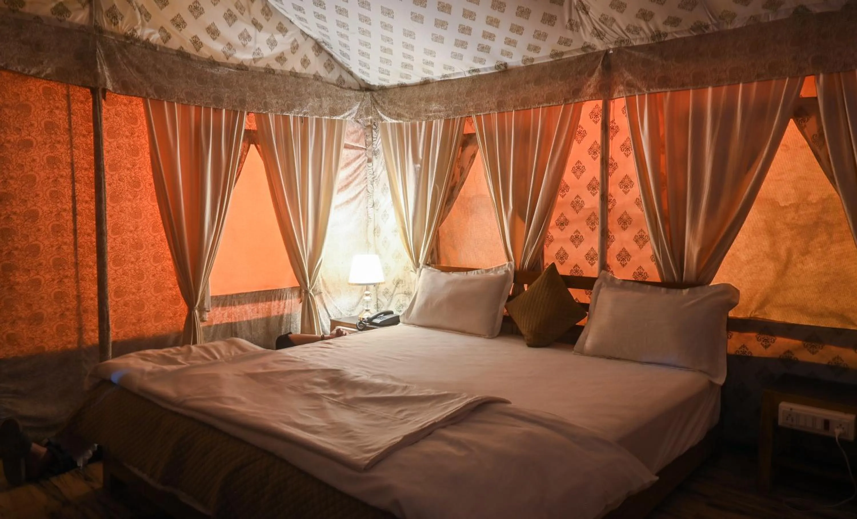 Bed in Bundeli Camps and Resorts, Panna