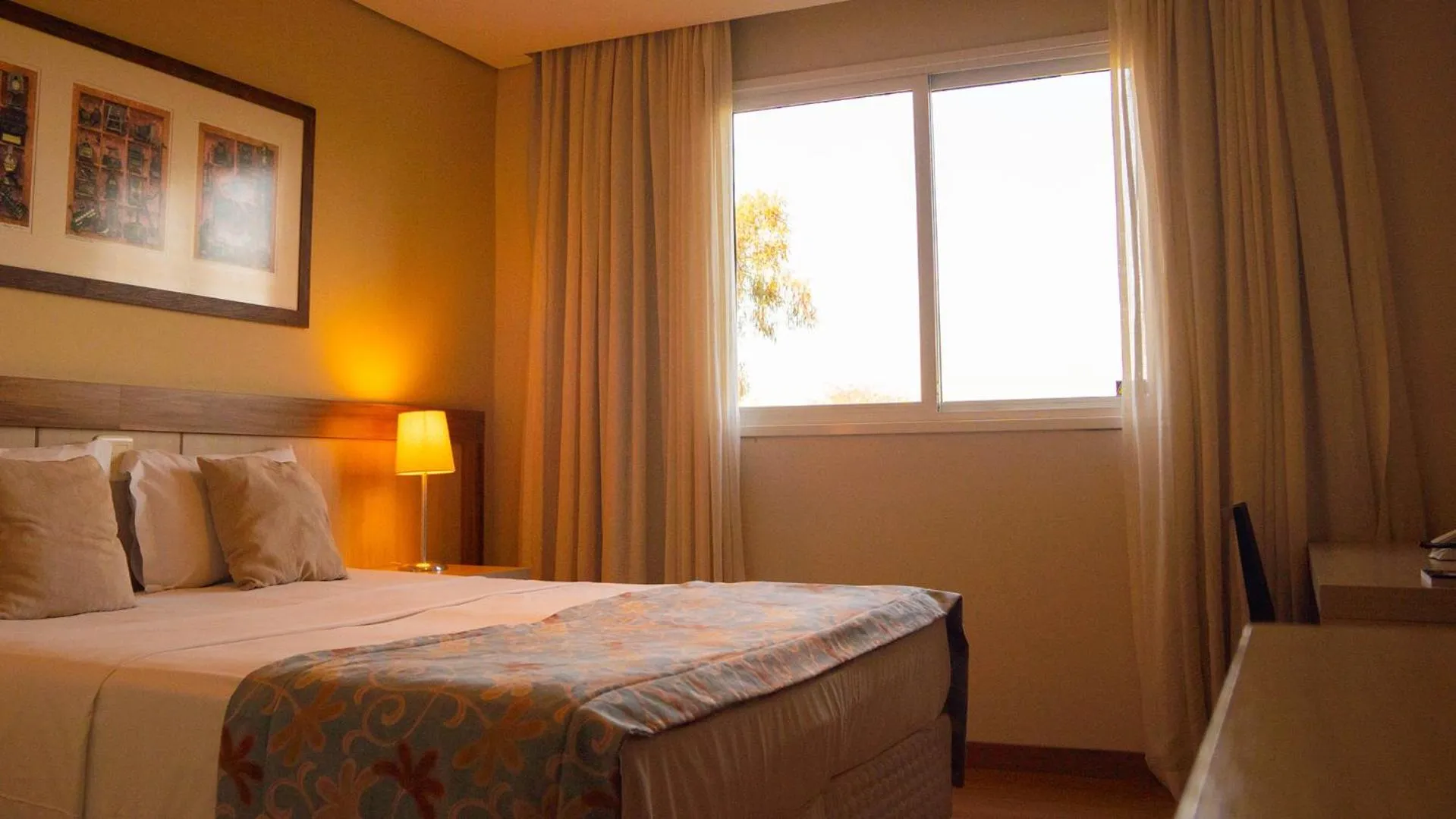 Bedroom, Bed in Interludium Iguassu Convention Hotel