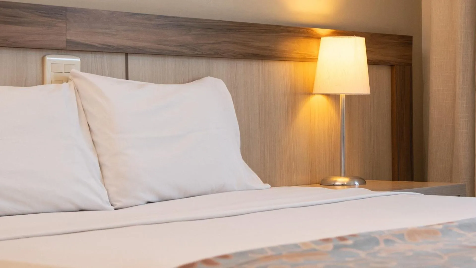 Bedroom, Bed in Interludium Iguassu Convention Hotel