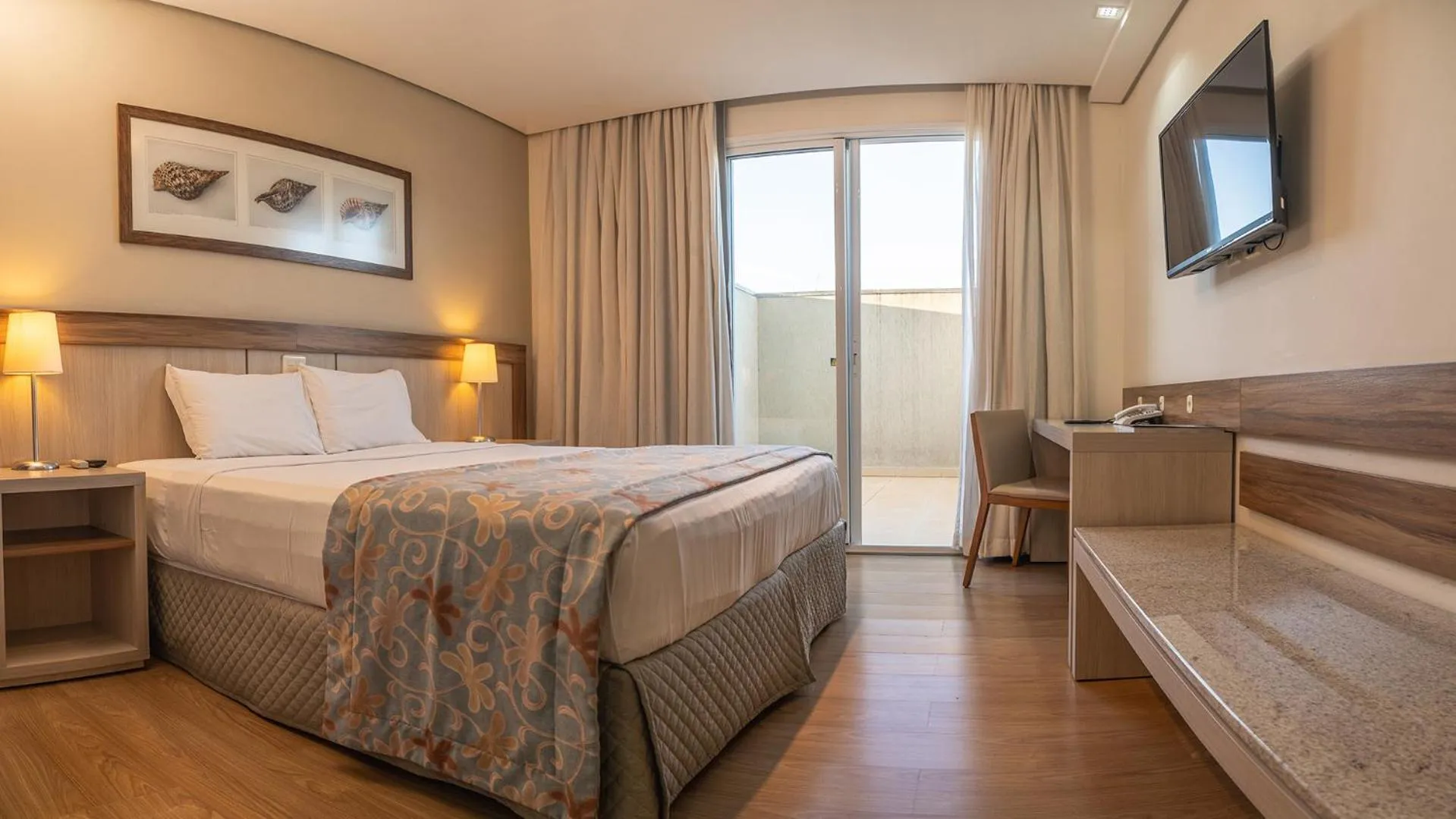 Bedroom, Bed in Interludium Iguassu Convention Hotel