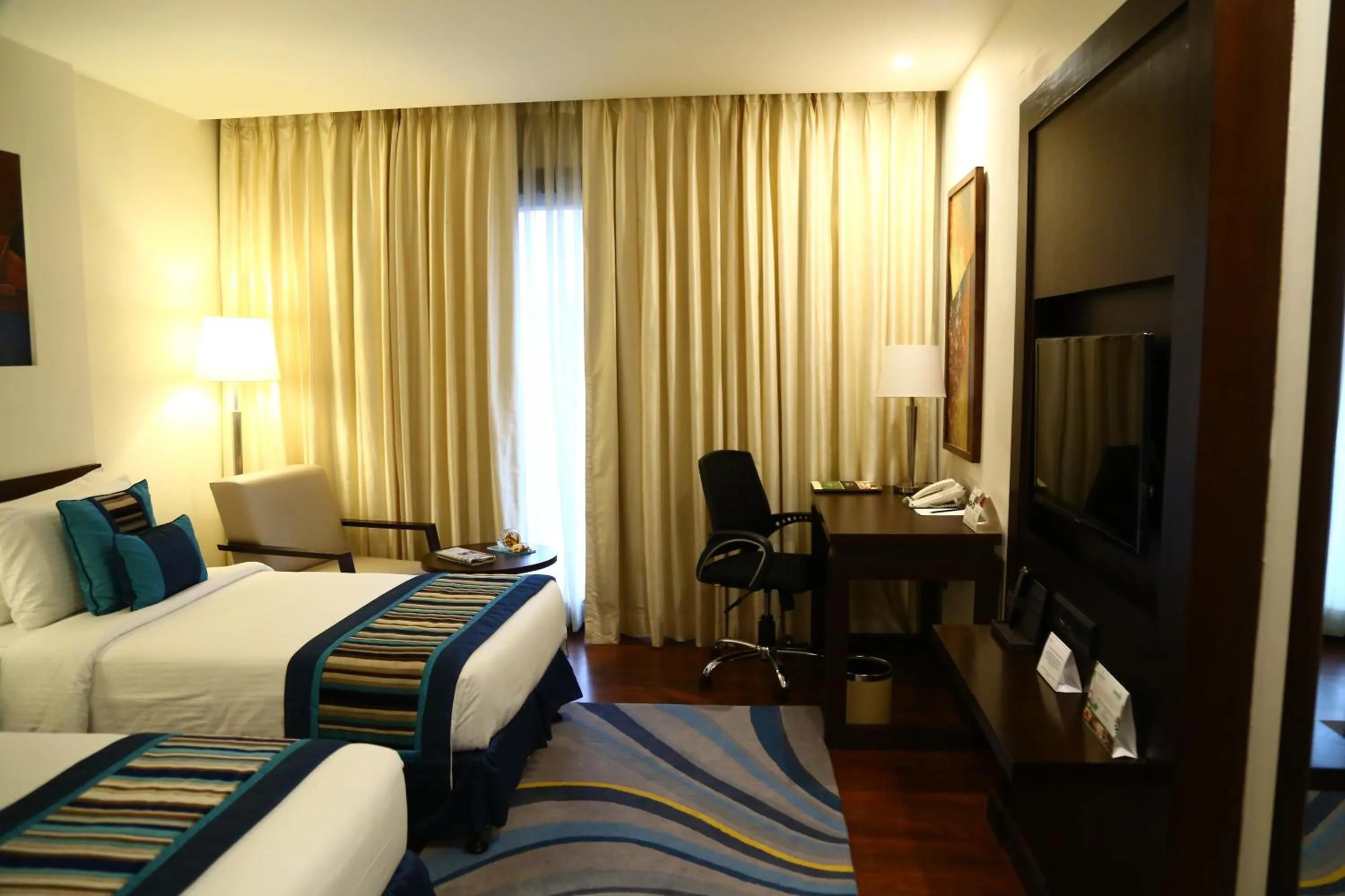 Bed in Country Inn & Suites by Radisson, Bhiwadi