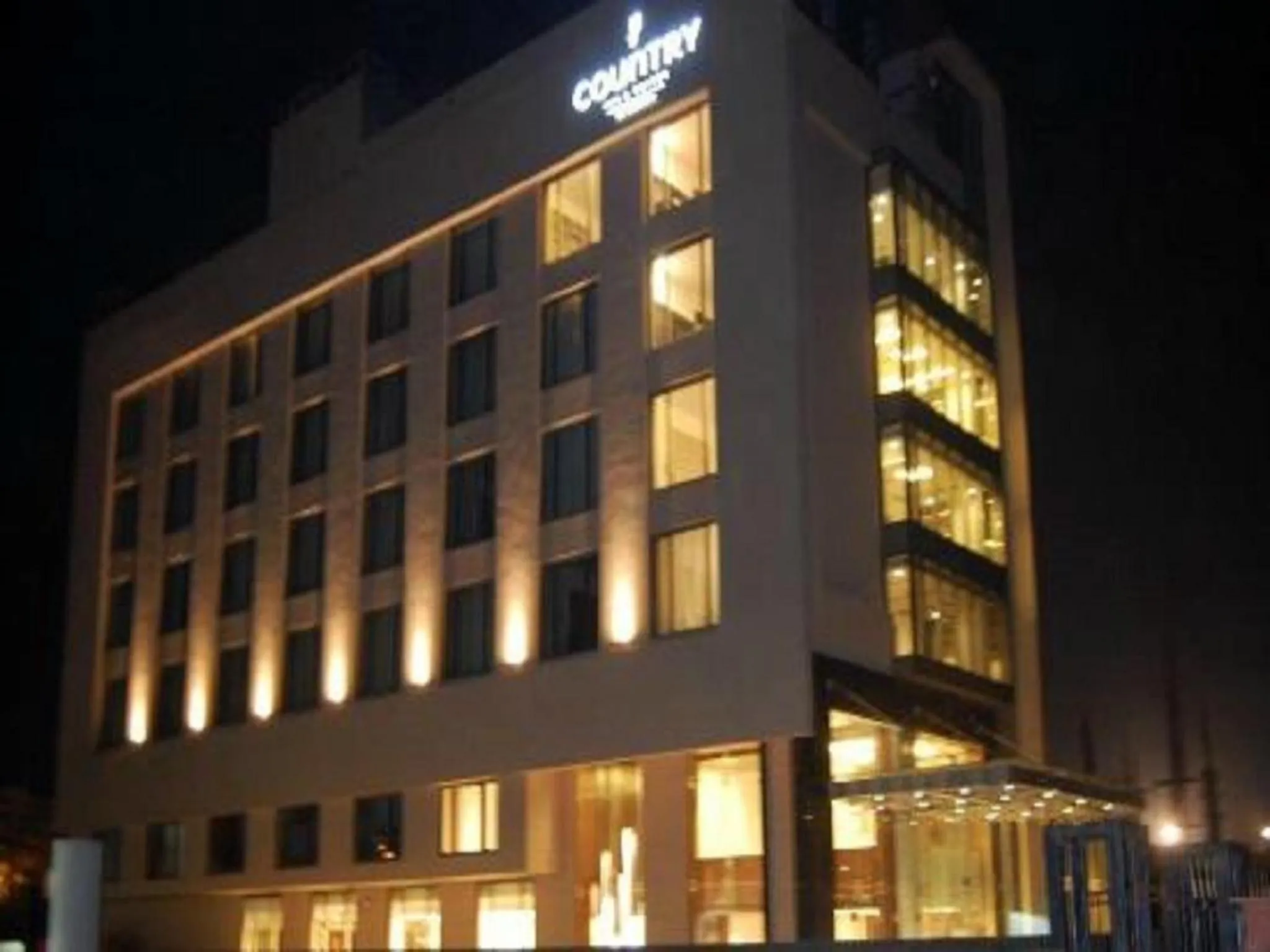 Facade/entrance in Country Inn & Suites by Radisson, Bhiwadi
