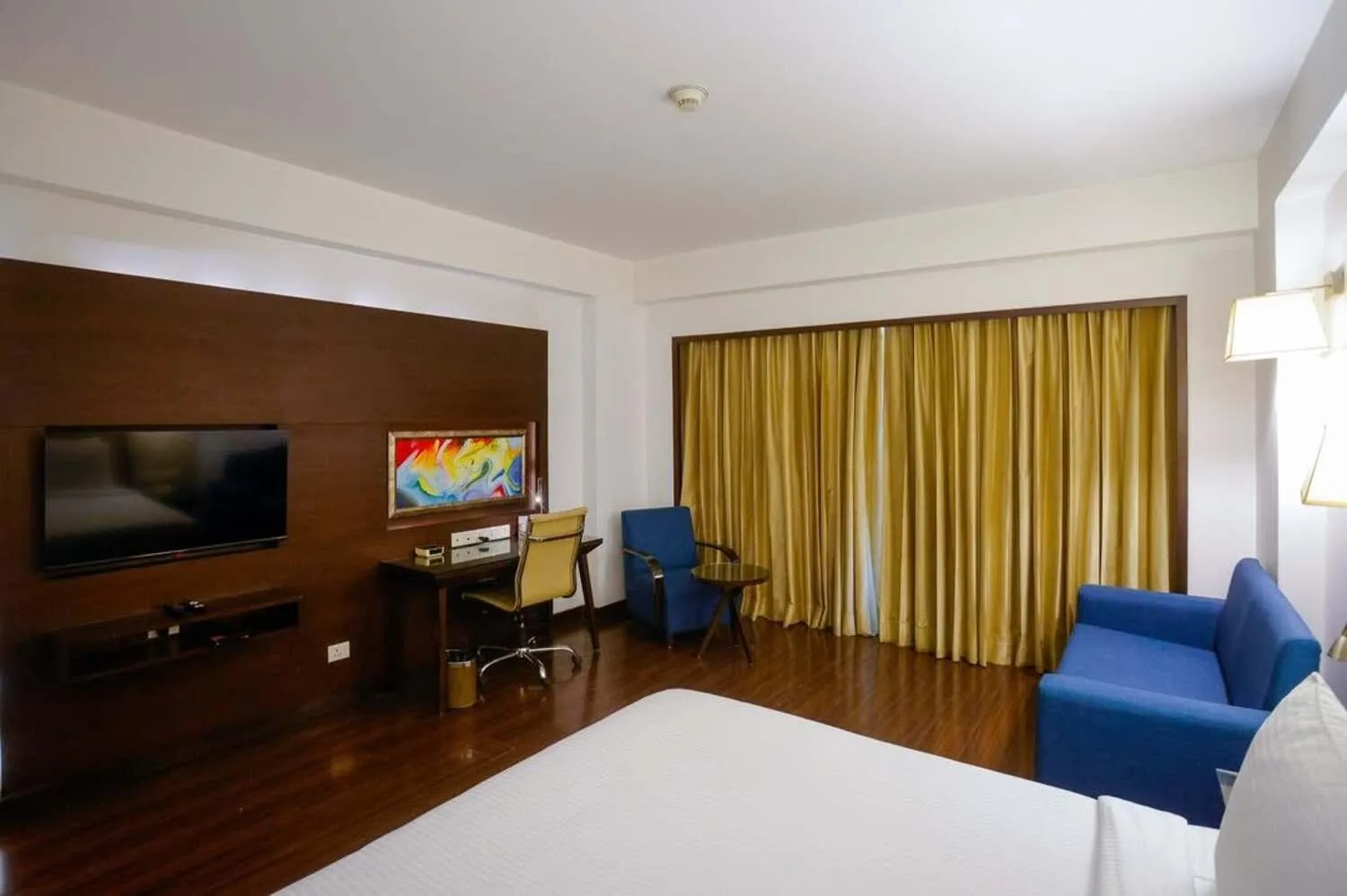 Bedroom, Bed in Gurmon Hotels Sohna Road Gurugram, a member of Radisson Individuals