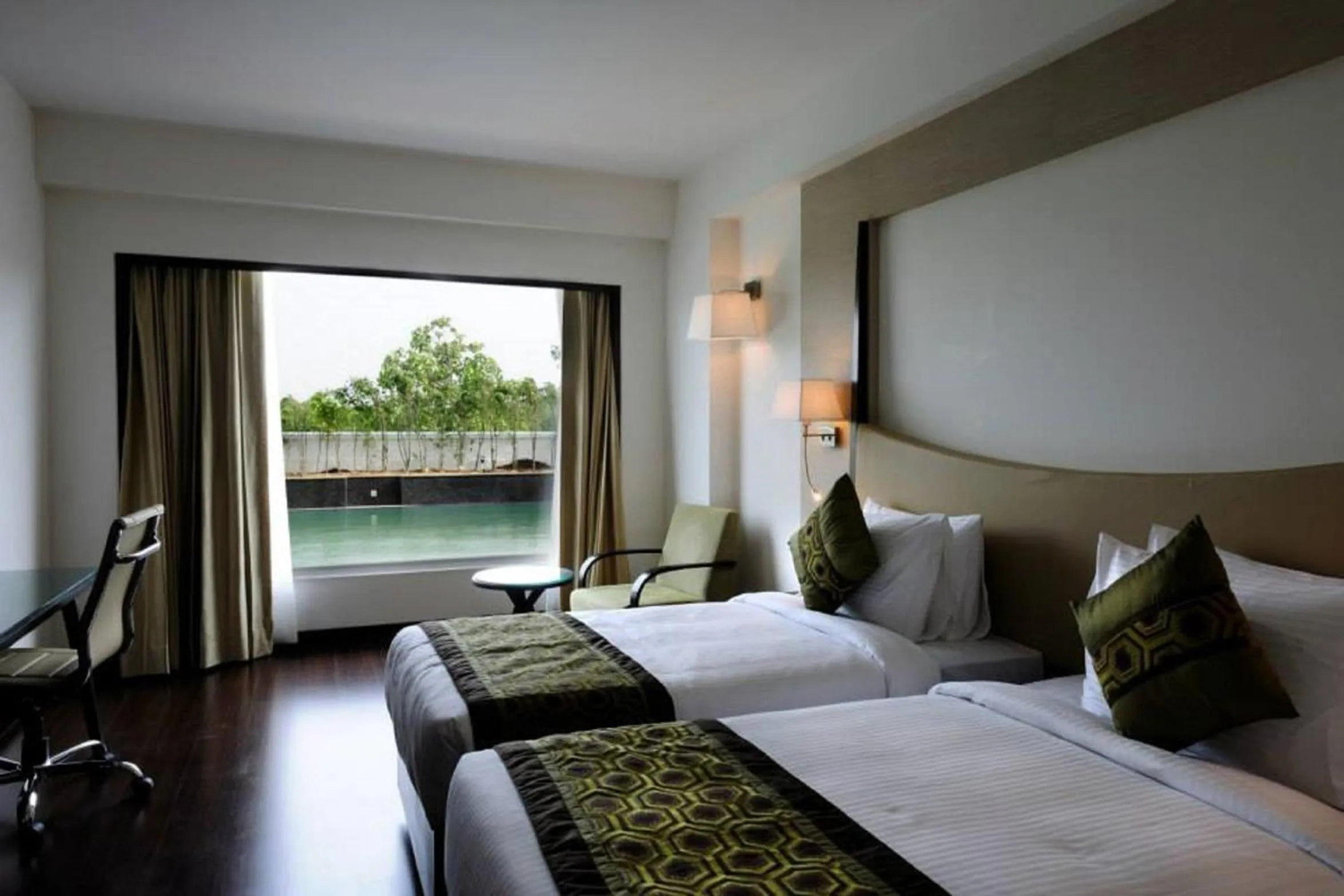 Bedroom, Bed in Country Inn & Suites by Radisson, Gurugram Sohna Road