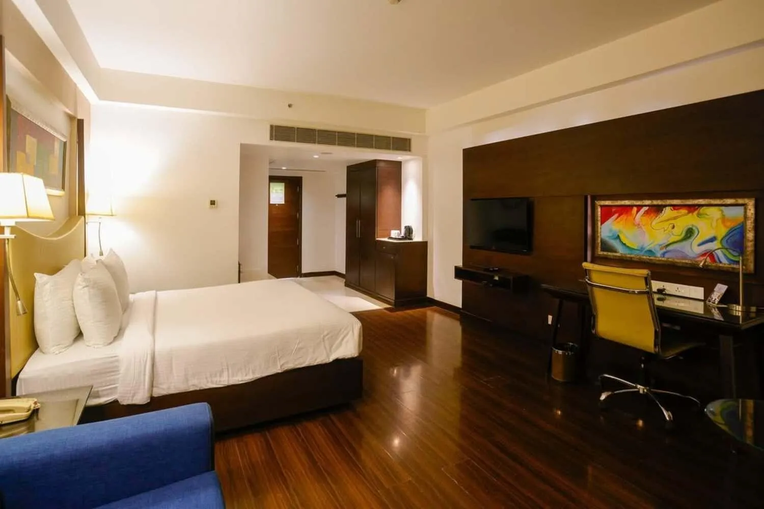 Bed in Gurmon Hotels Sohna Road Gurugram, a member of Radisson Individuals