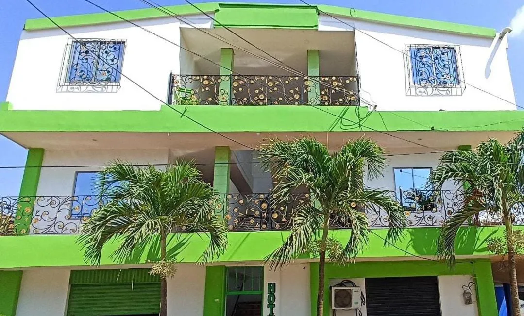 Hotel Puertas del Norte