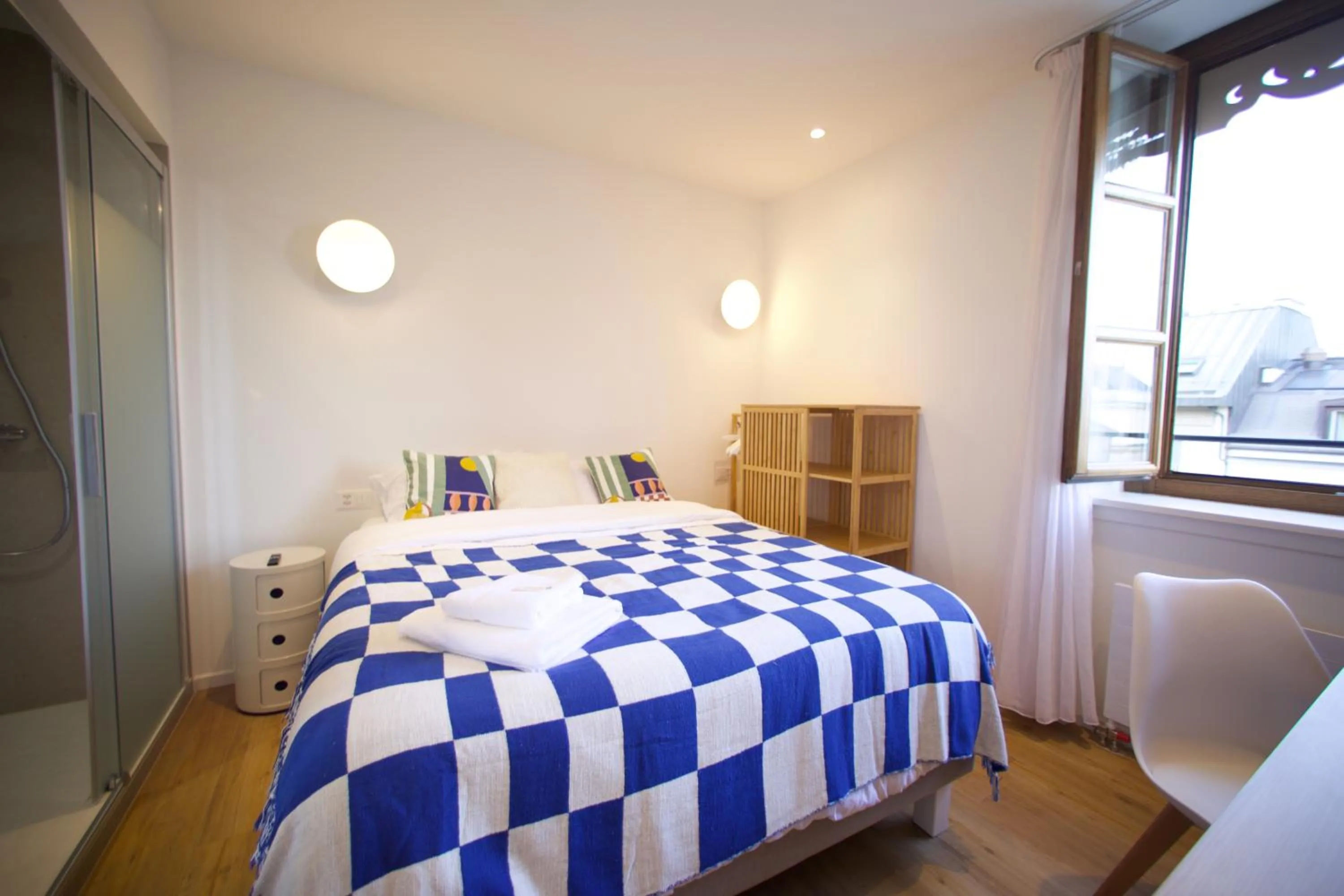 Photo of the whole room, Bed in Rhodania Boutique Hôtel