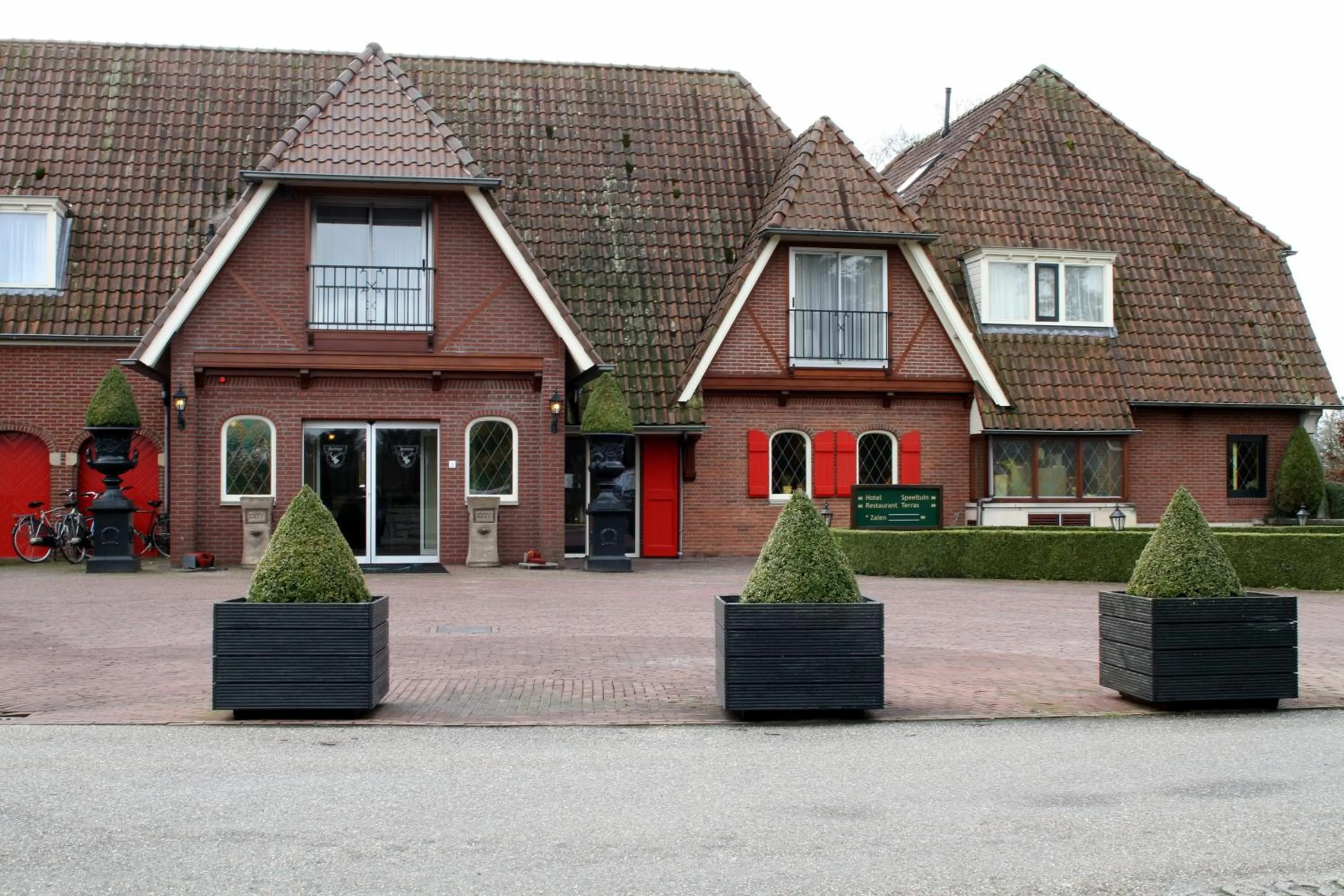 Facade/entrance in Hotel Jachtlust