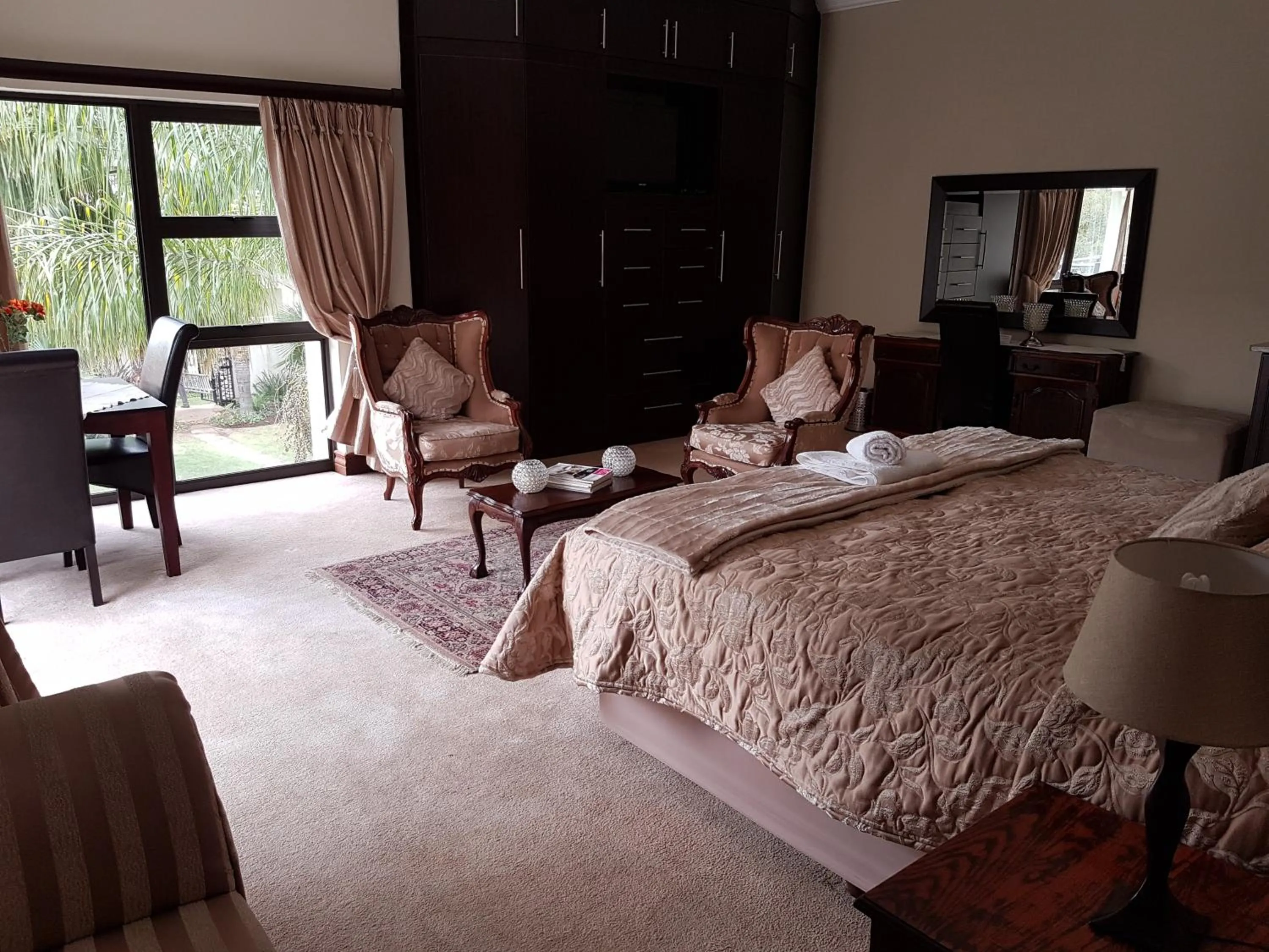 Bedroom, Bed in Casa Flora Guesthouse