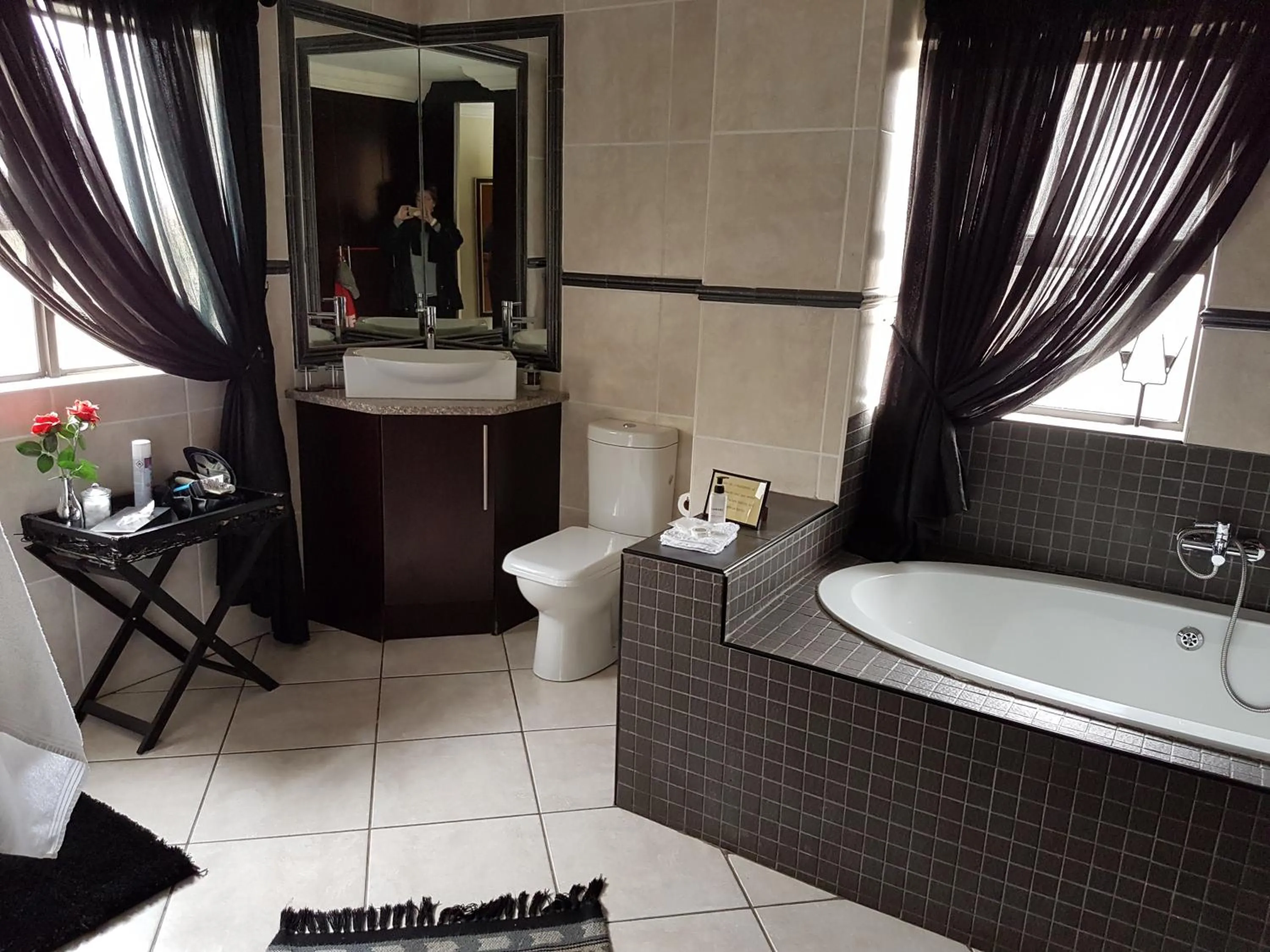 Bathroom in Casa Flora Guesthouse