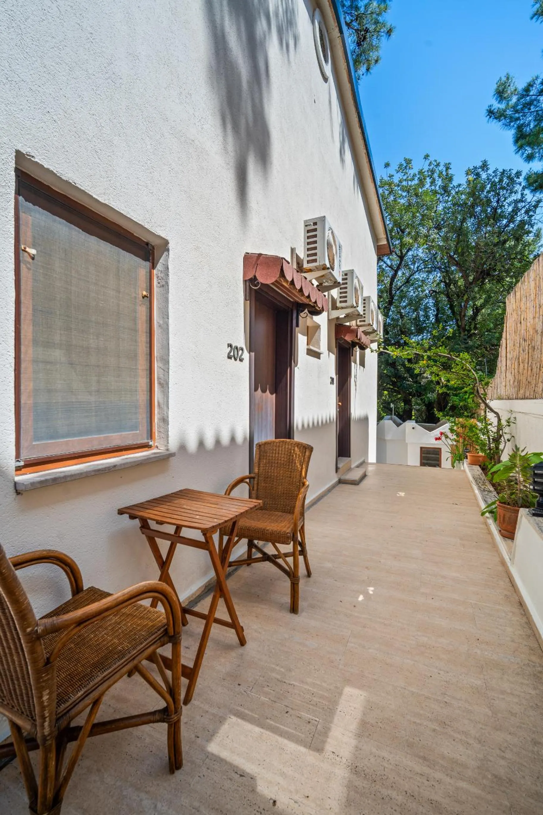 Patio in Eden Pyara Hotel Turunc