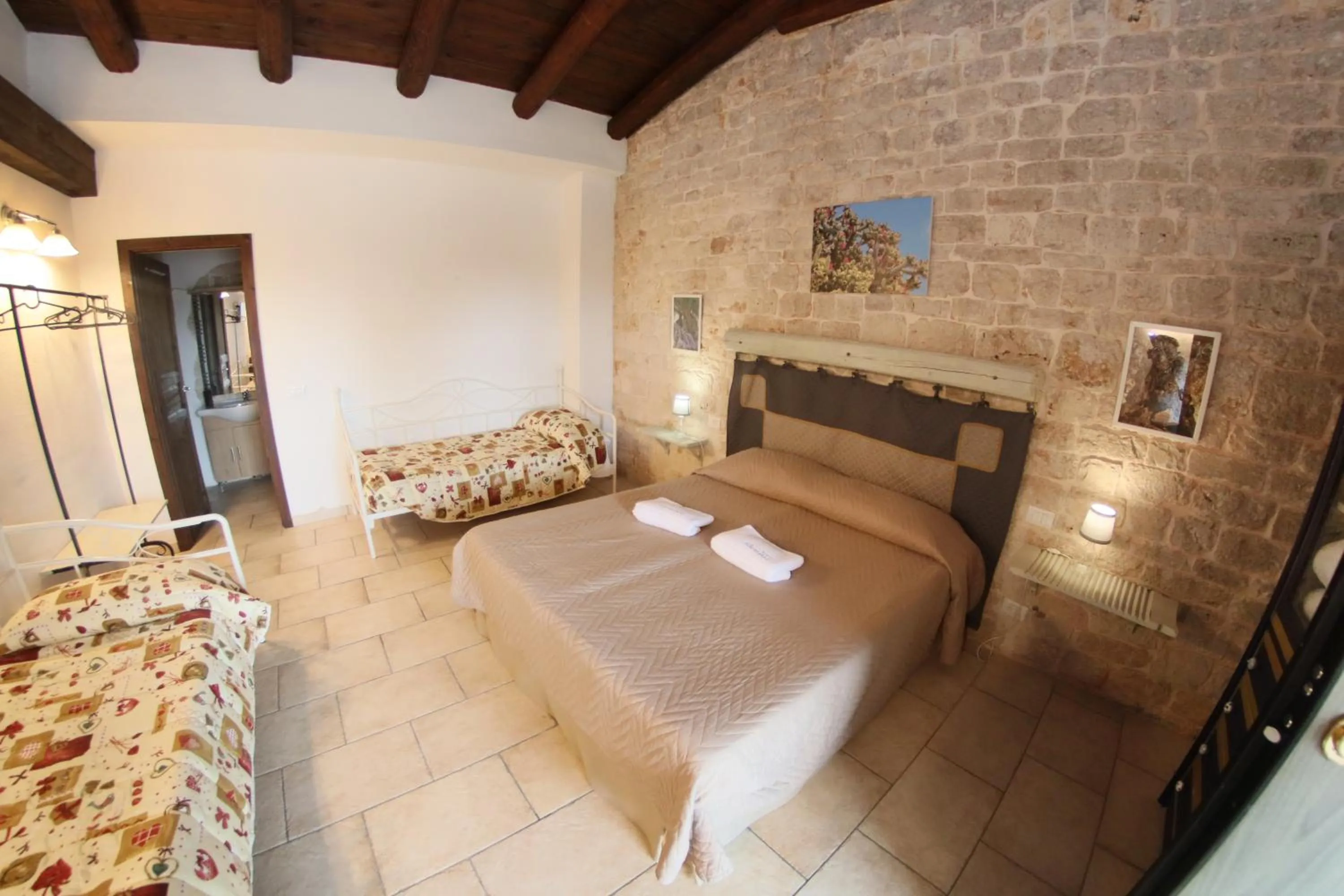 Bed in Agriturismo Masseria Alberotanza