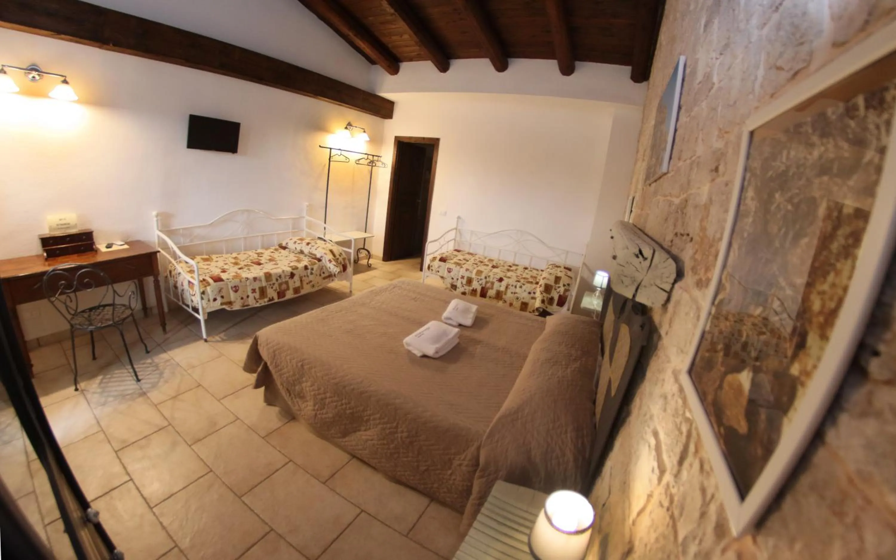 Bed in Agriturismo Masseria Alberotanza