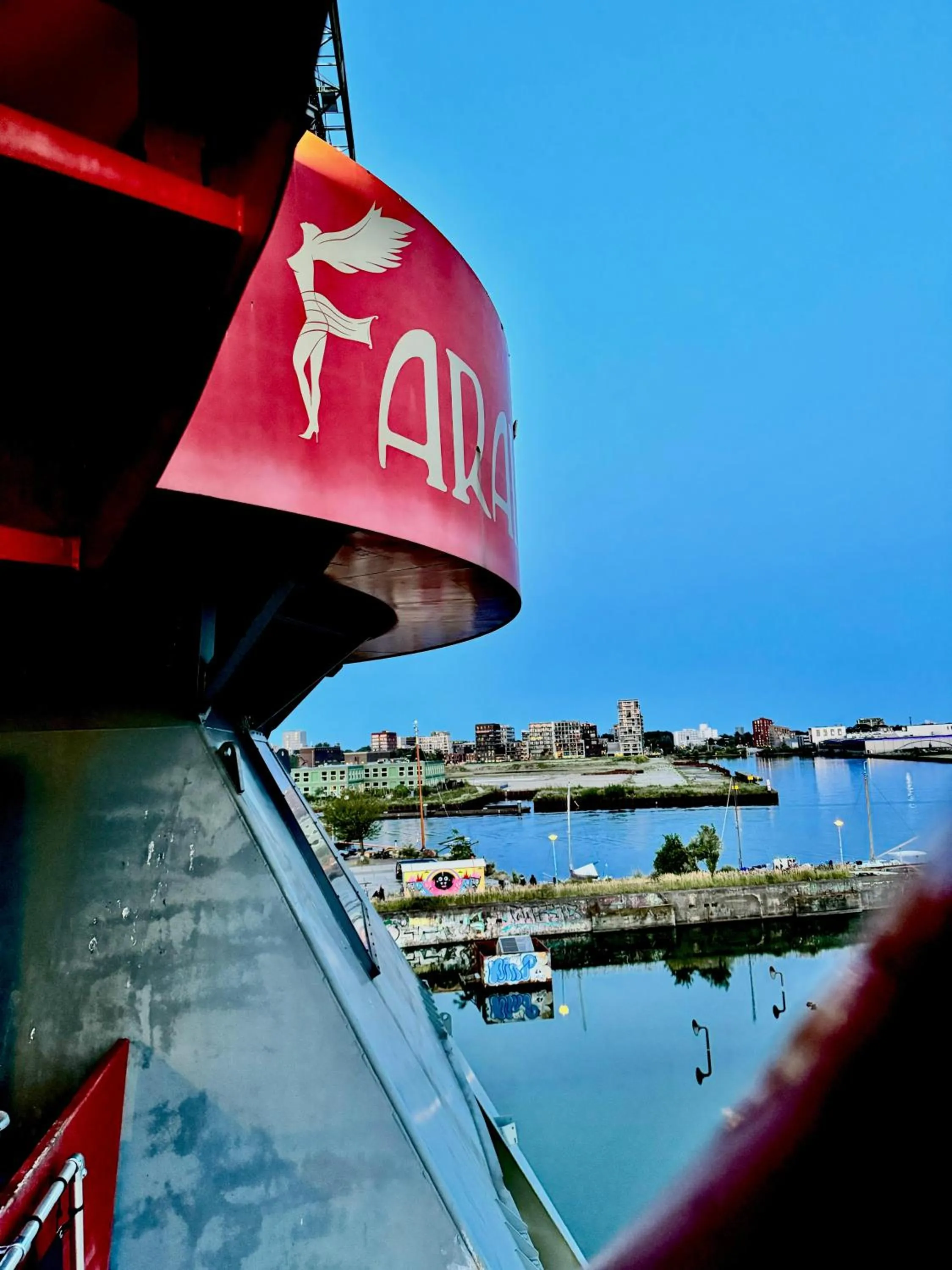 Day in Crane Hotel Faralda