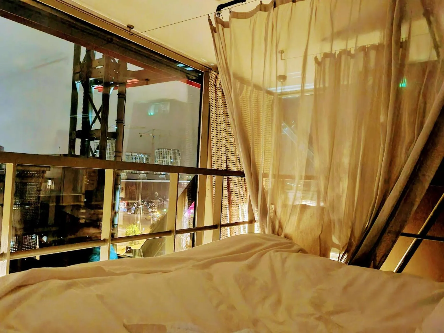 Bed in Crane Hotel Faralda