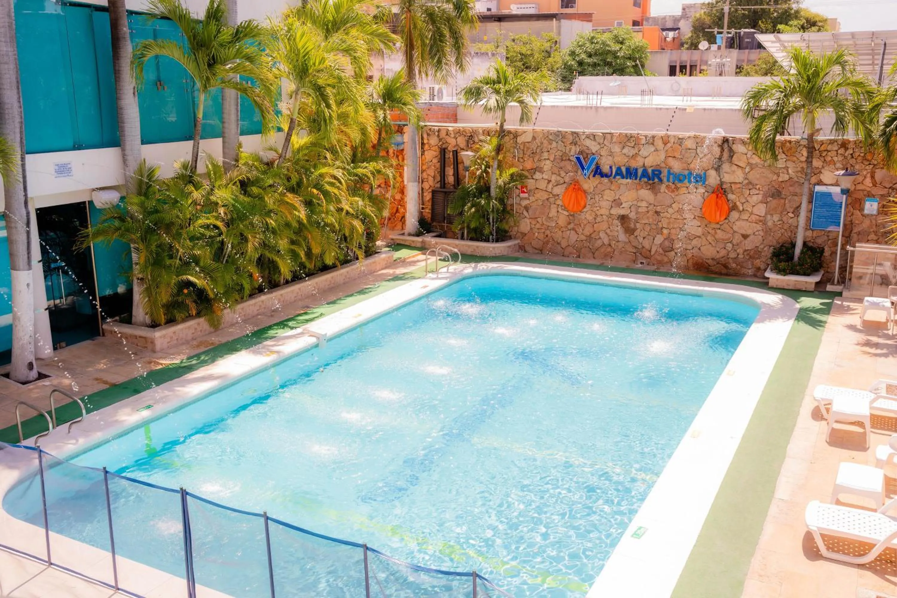 Pool view in GIO Hotel Vajamar Valledupar