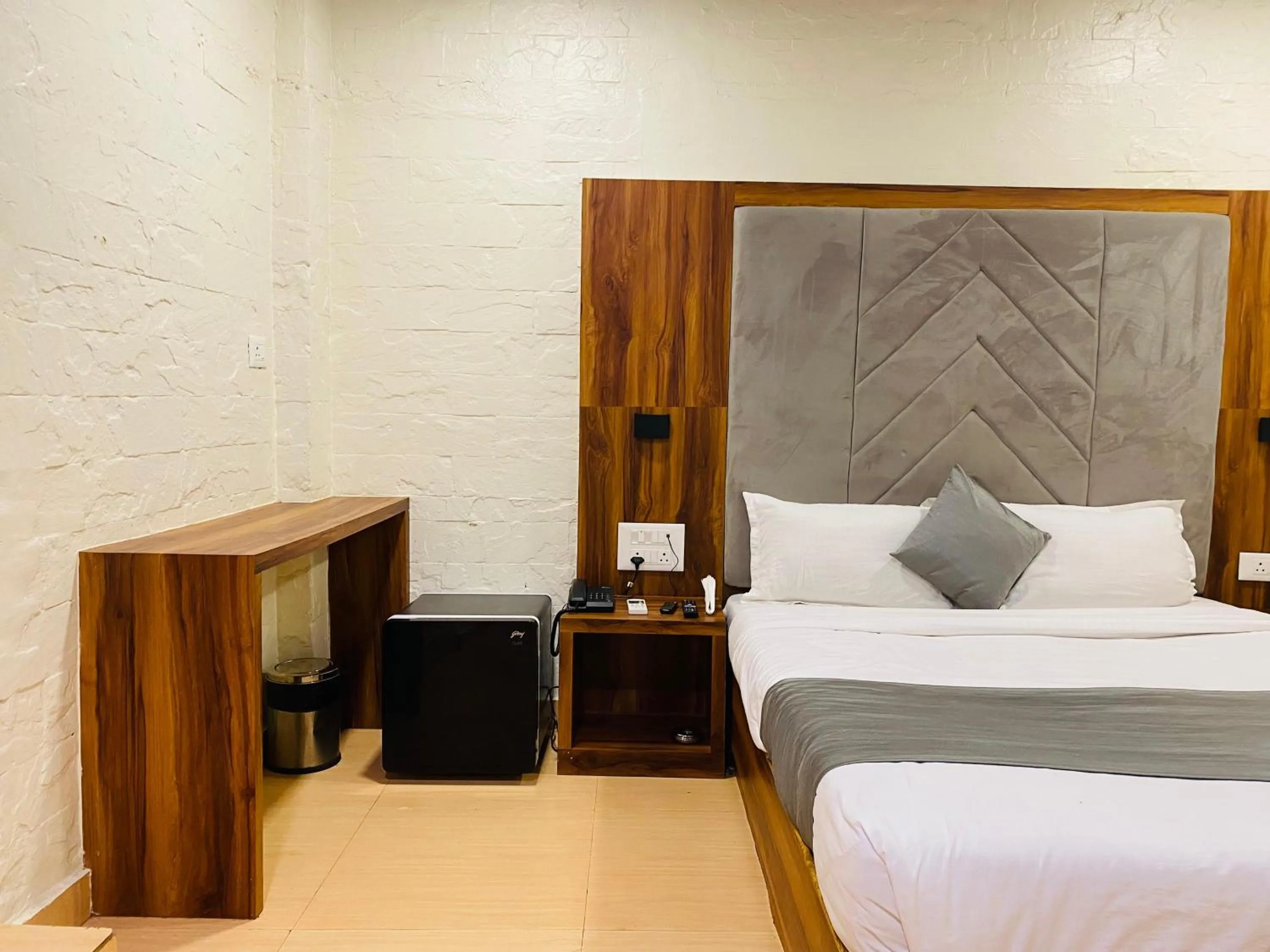 Bed in Hotel Aksa Palace