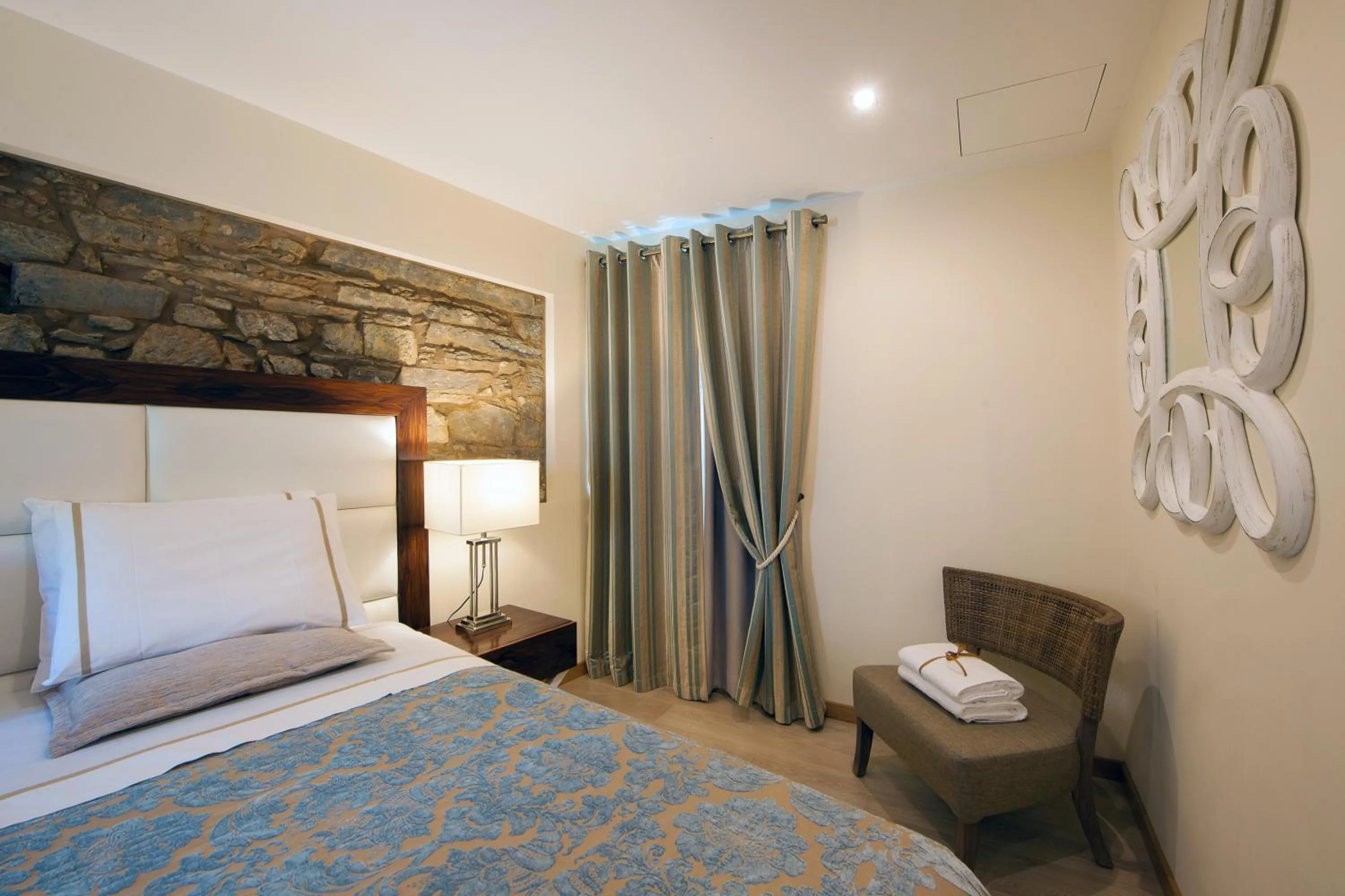 Bed in Mountain Whisper