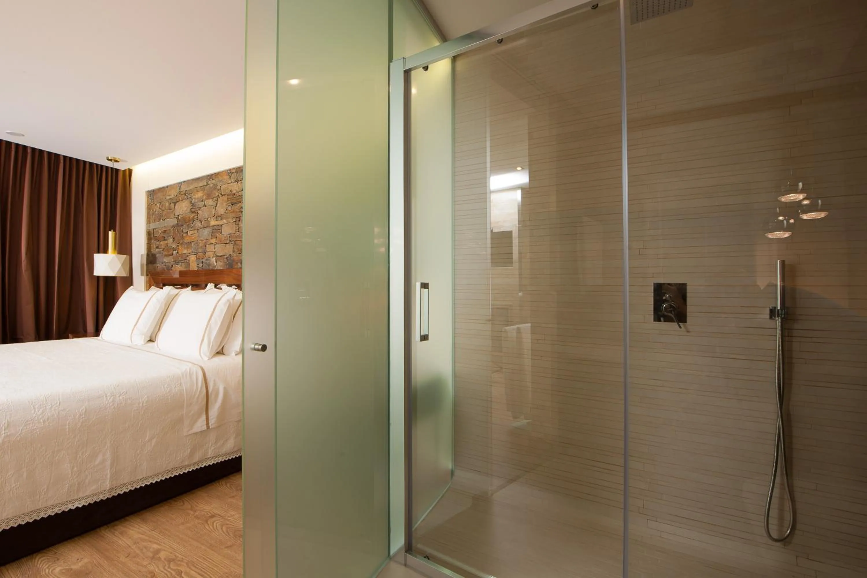 Bed in Mountain Whisper