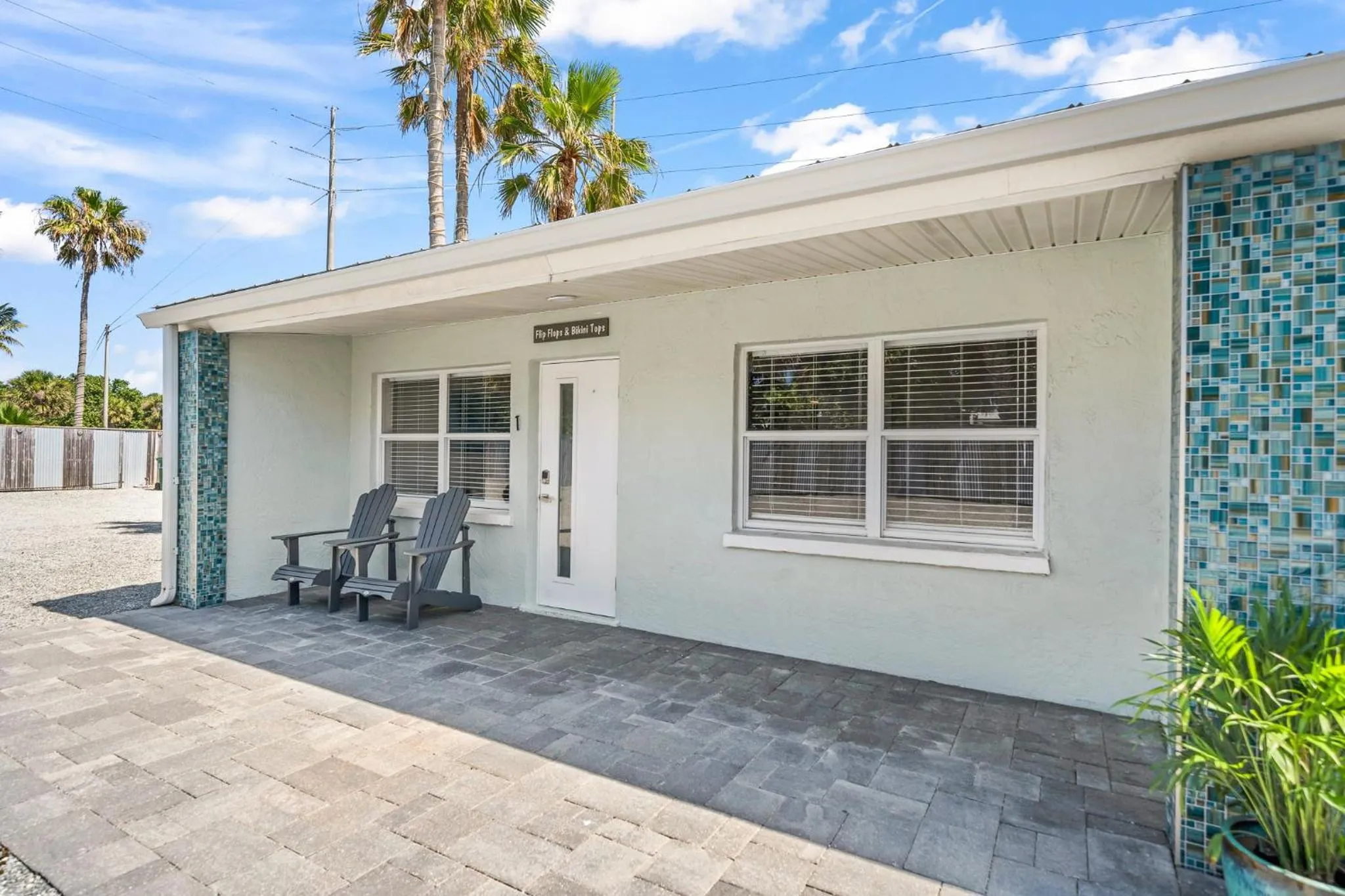 Facade/entrance in The Banana River Resort