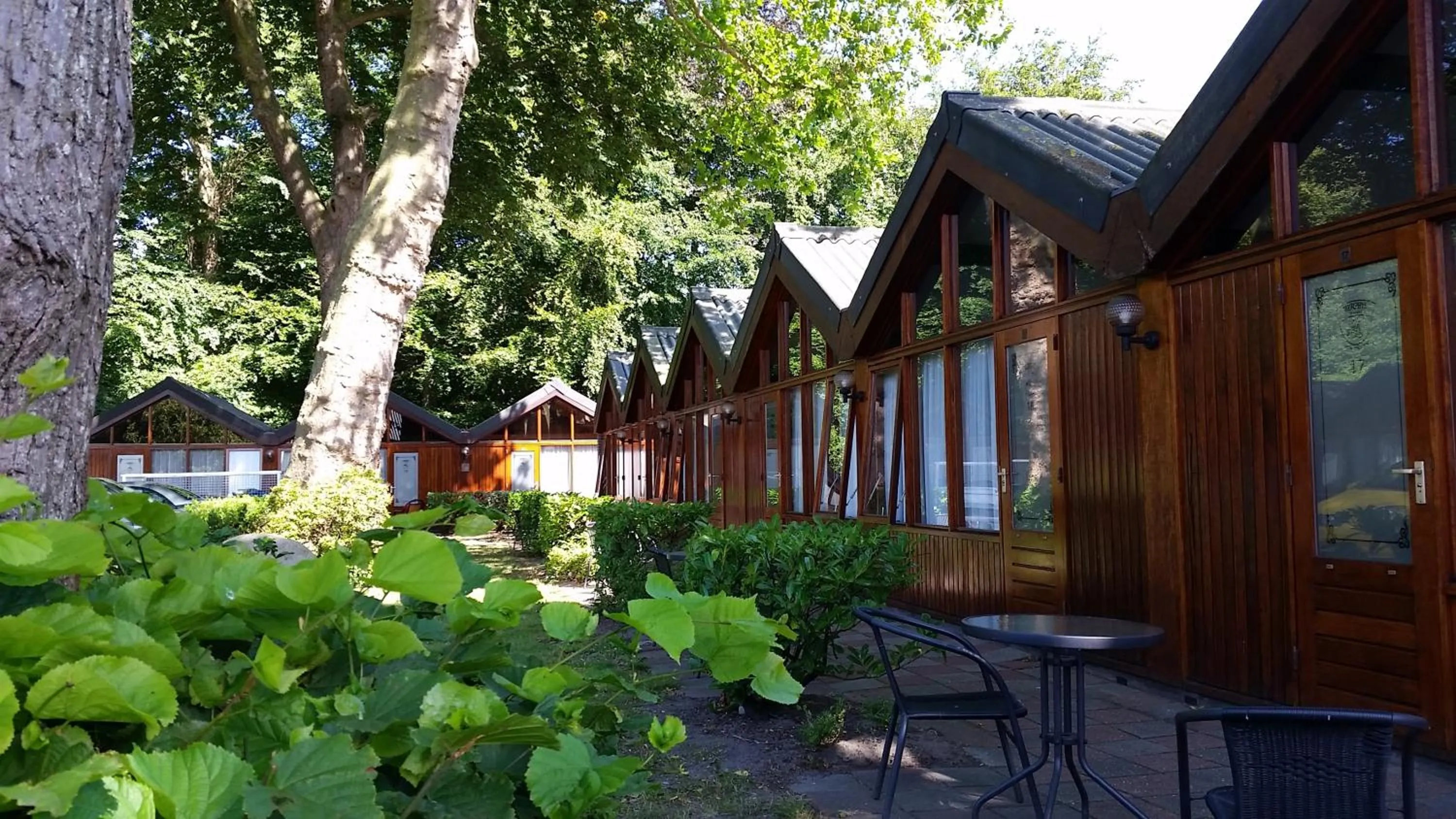 Property building in Motel Oostvoorne