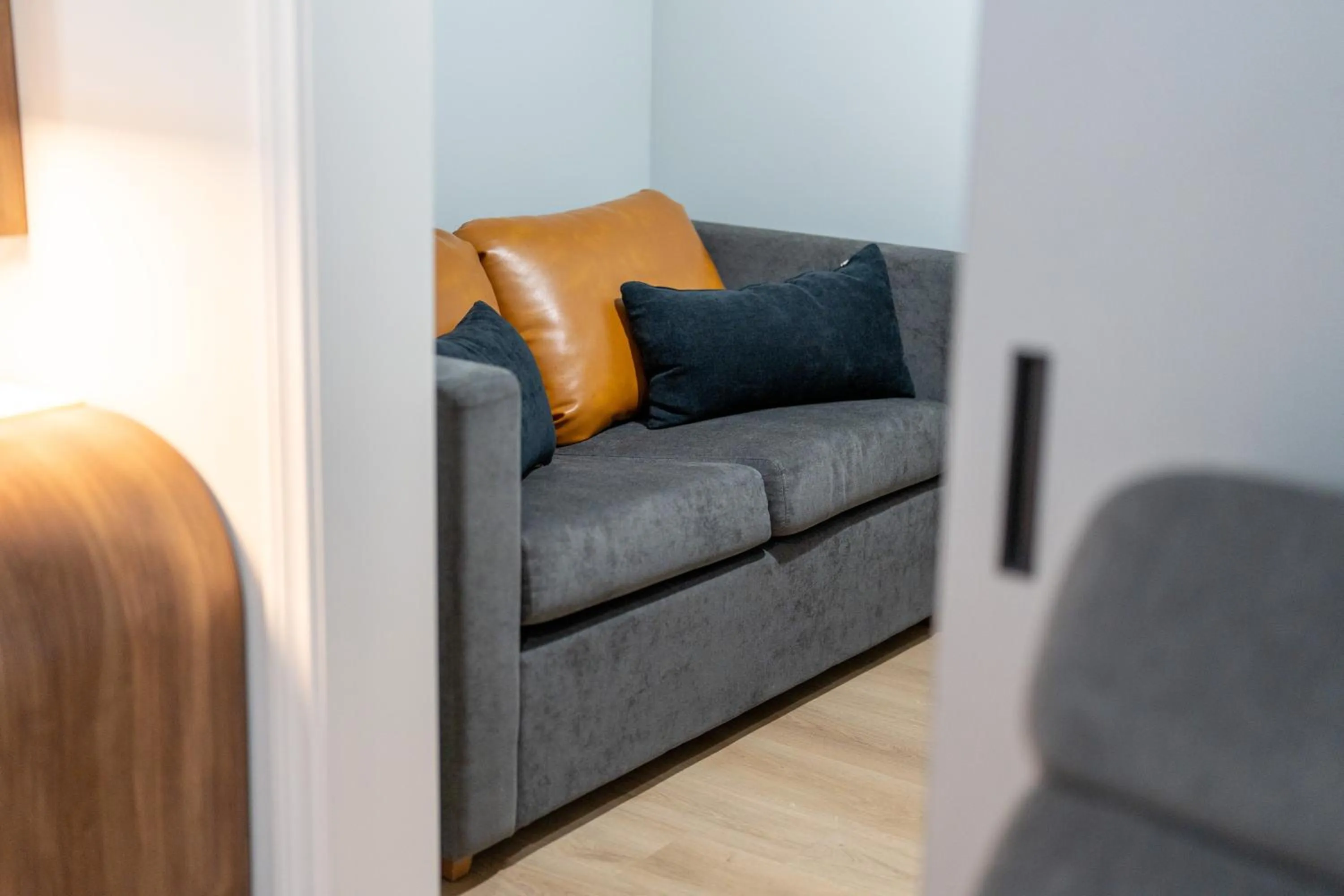 Seating area in Avanti