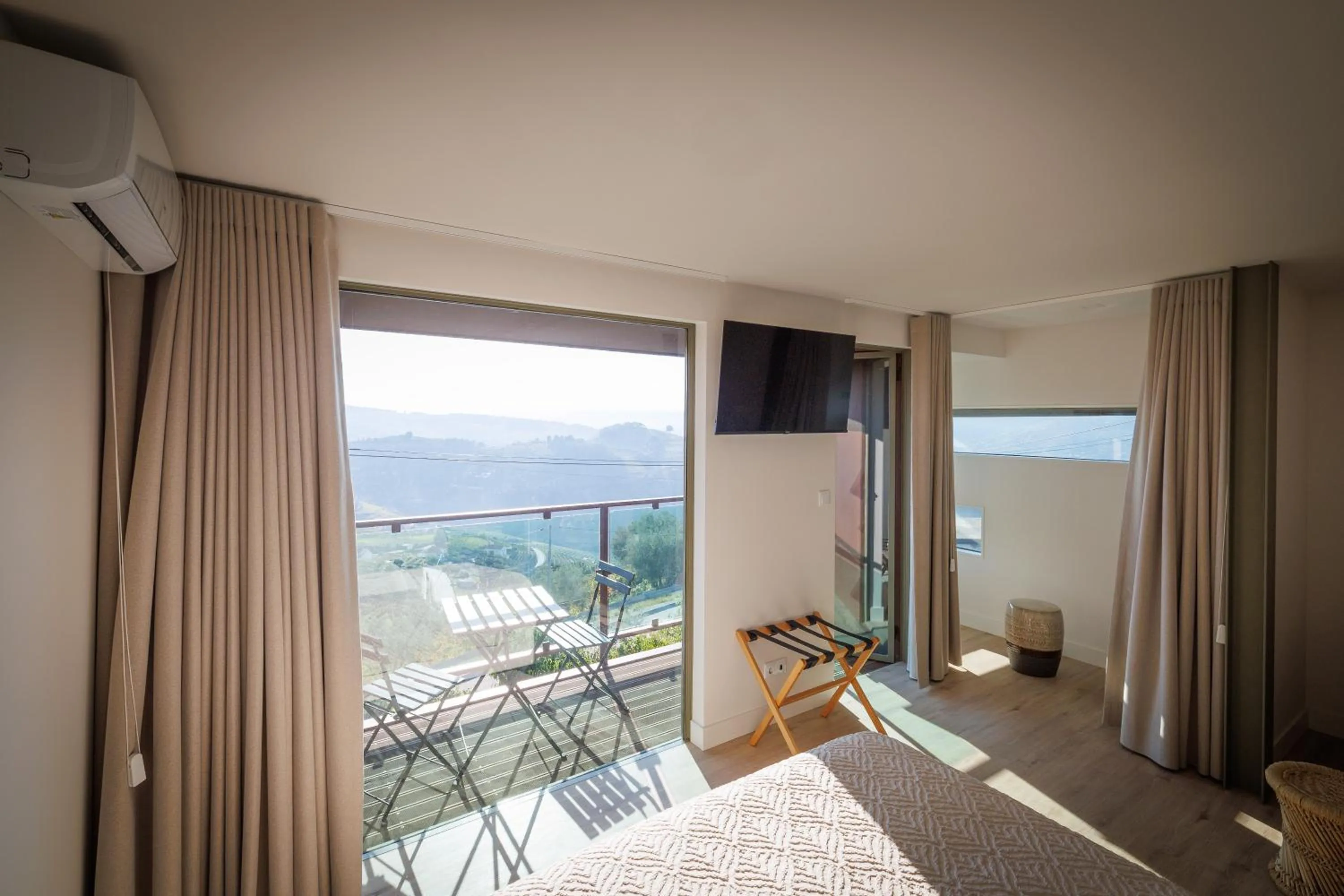 Balcony/Terrace, Bed in Vila Marim Country Houses