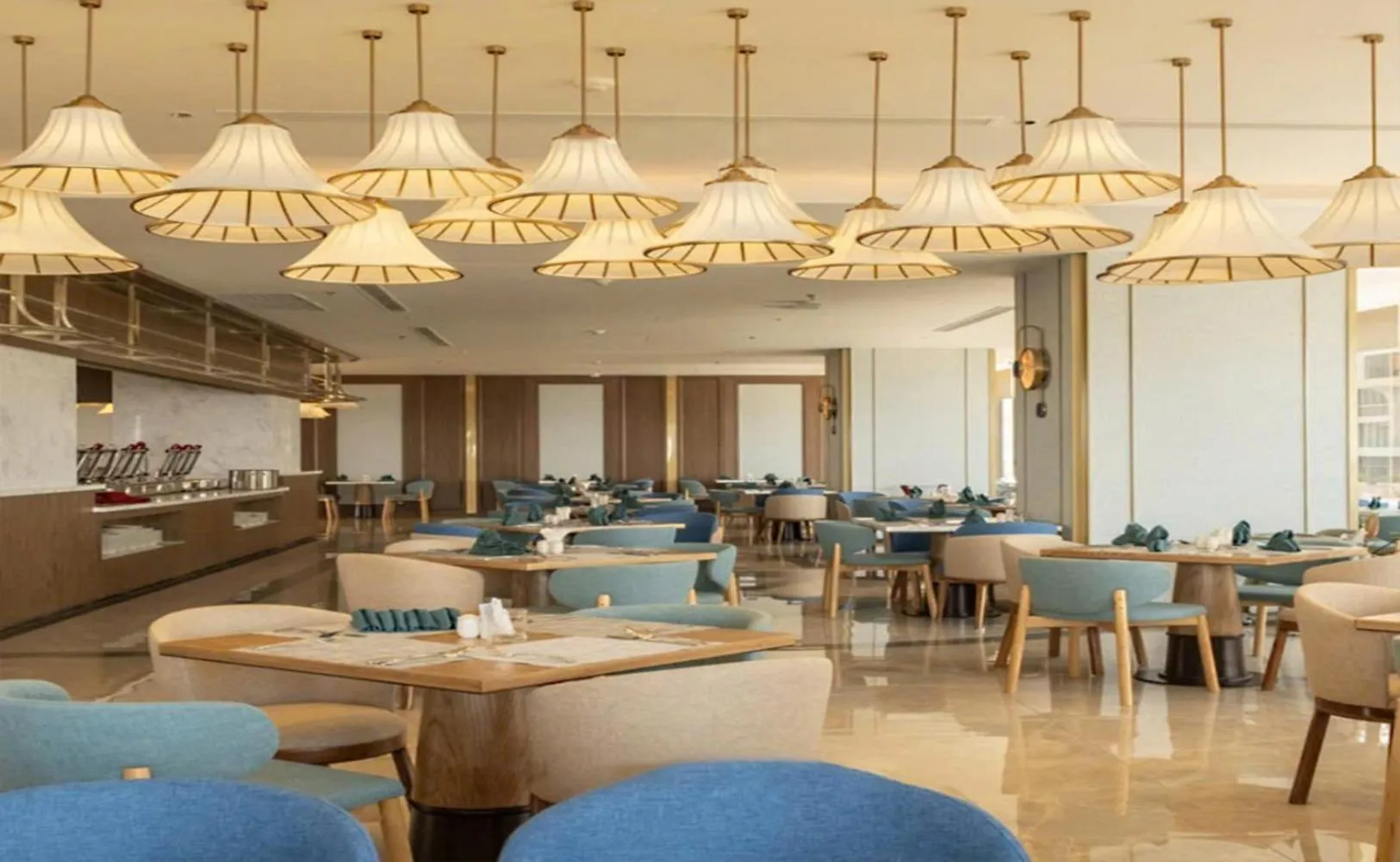 Restaurant/places to eat in Mandala Apartment & Resort Chambay, Mui Ne - By B4B & S3