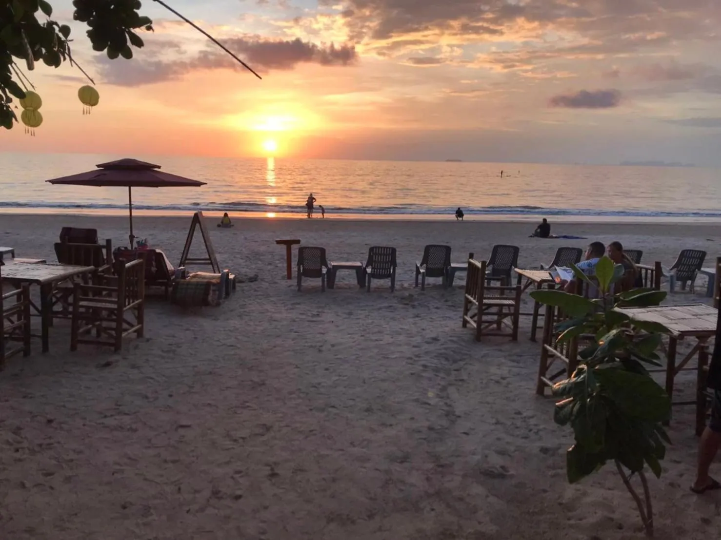 Beach in Lanta Mermaid Resort