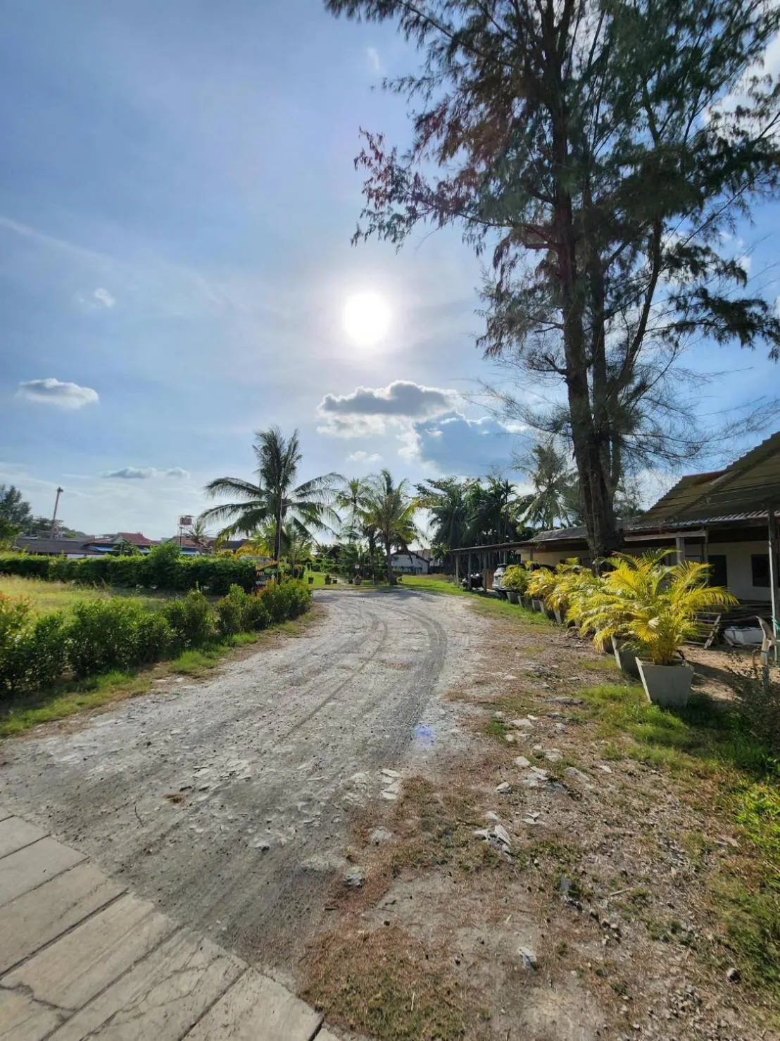 Facade/entrance in Lanta Mermaid Resort