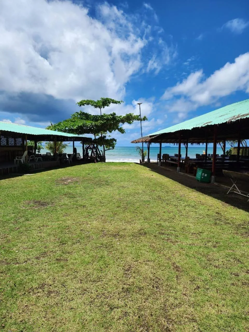 Day in Lanta Mermaid Resort