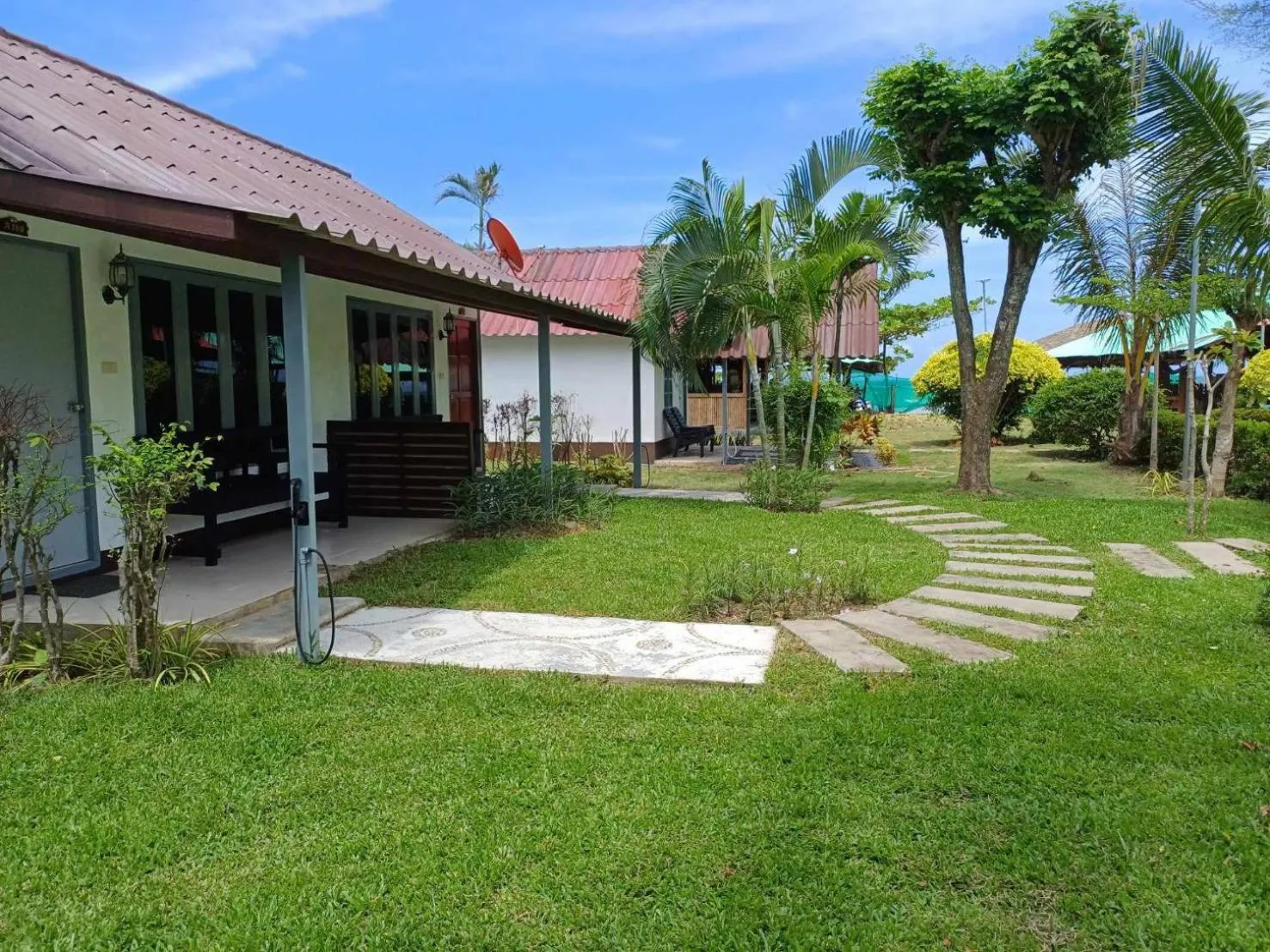 Property building in Lanta Mermaid Resort